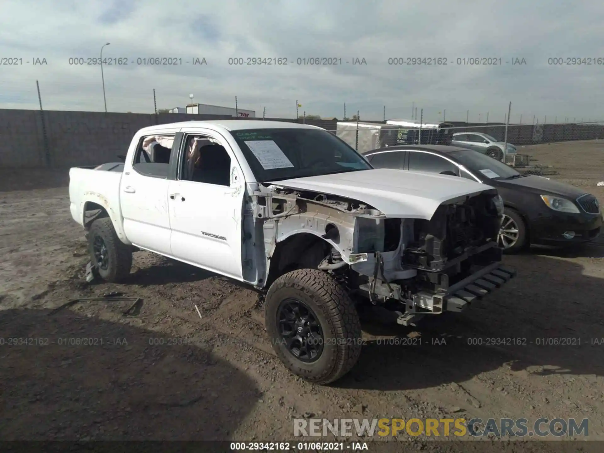 1 Photograph of a damaged car 3TMAZ5CN0KM081533 TOYOTA TACOMA 2WD 2019