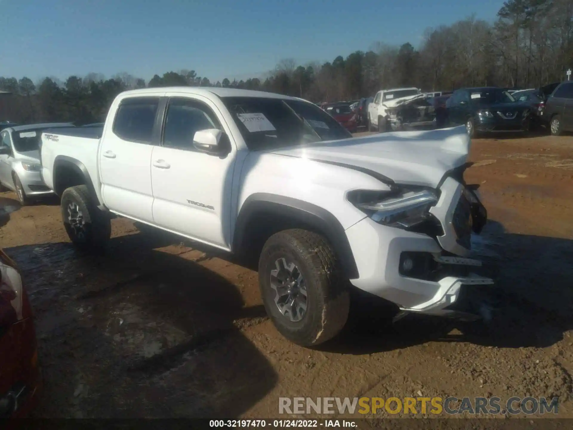 1 Photograph of a damaged car 3TMAZ5CN0KM086795 TOYOTA TACOMA 2WD 2019