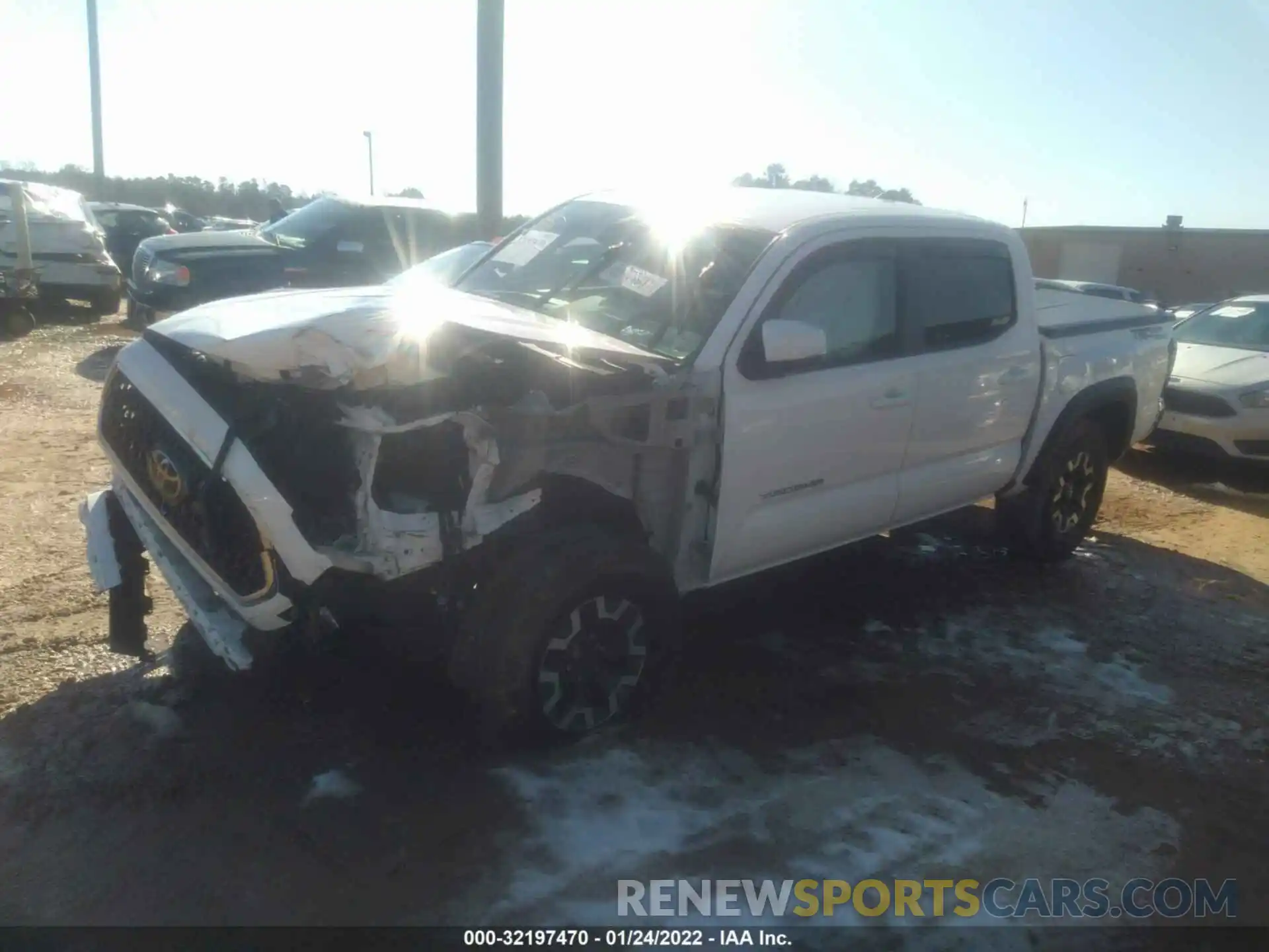 2 Photograph of a damaged car 3TMAZ5CN0KM086795 TOYOTA TACOMA 2WD 2019