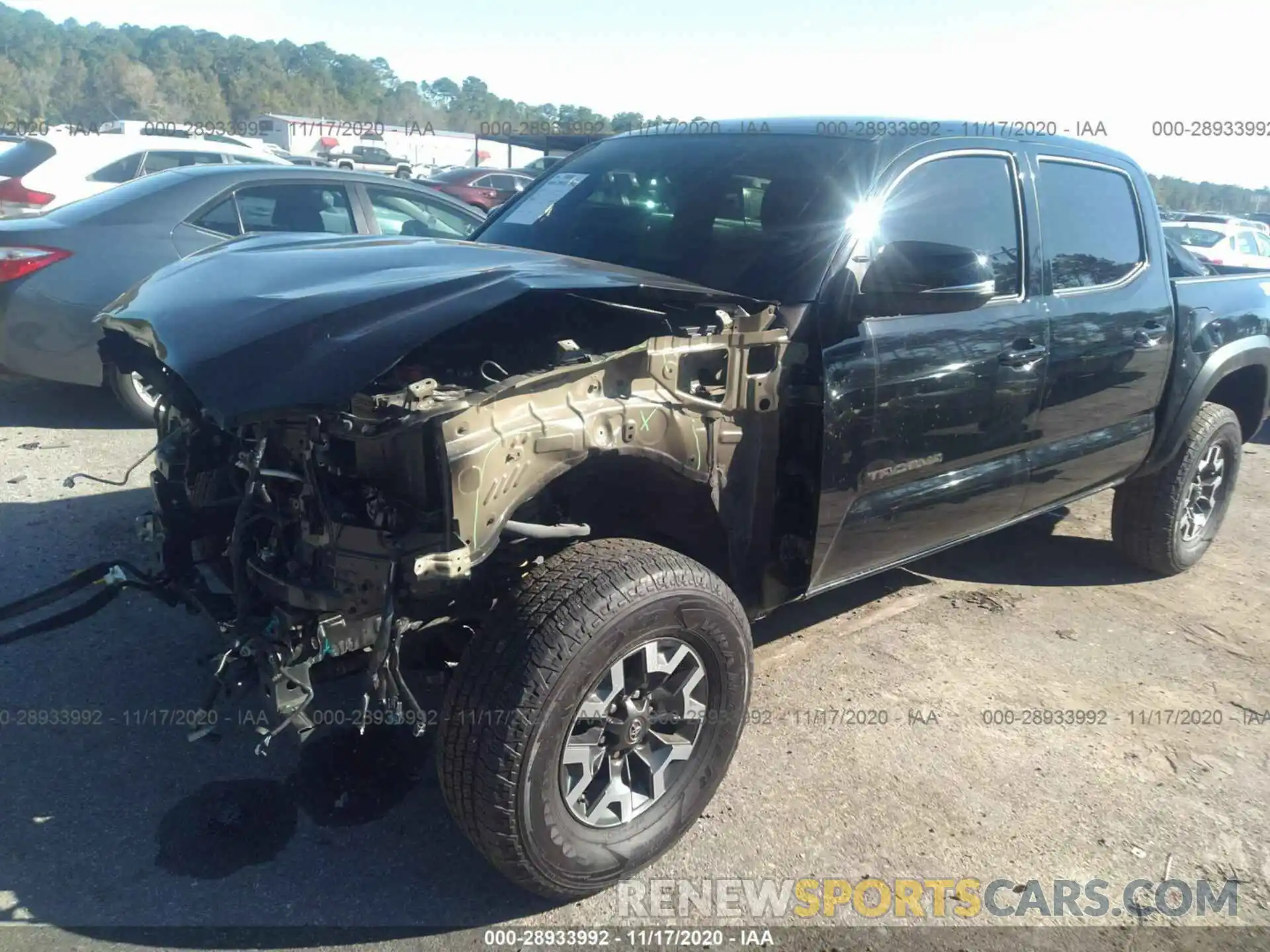 2 Photograph of a damaged car 3TMAZ5CN0KM092547 TOYOTA TACOMA 2WD 2019