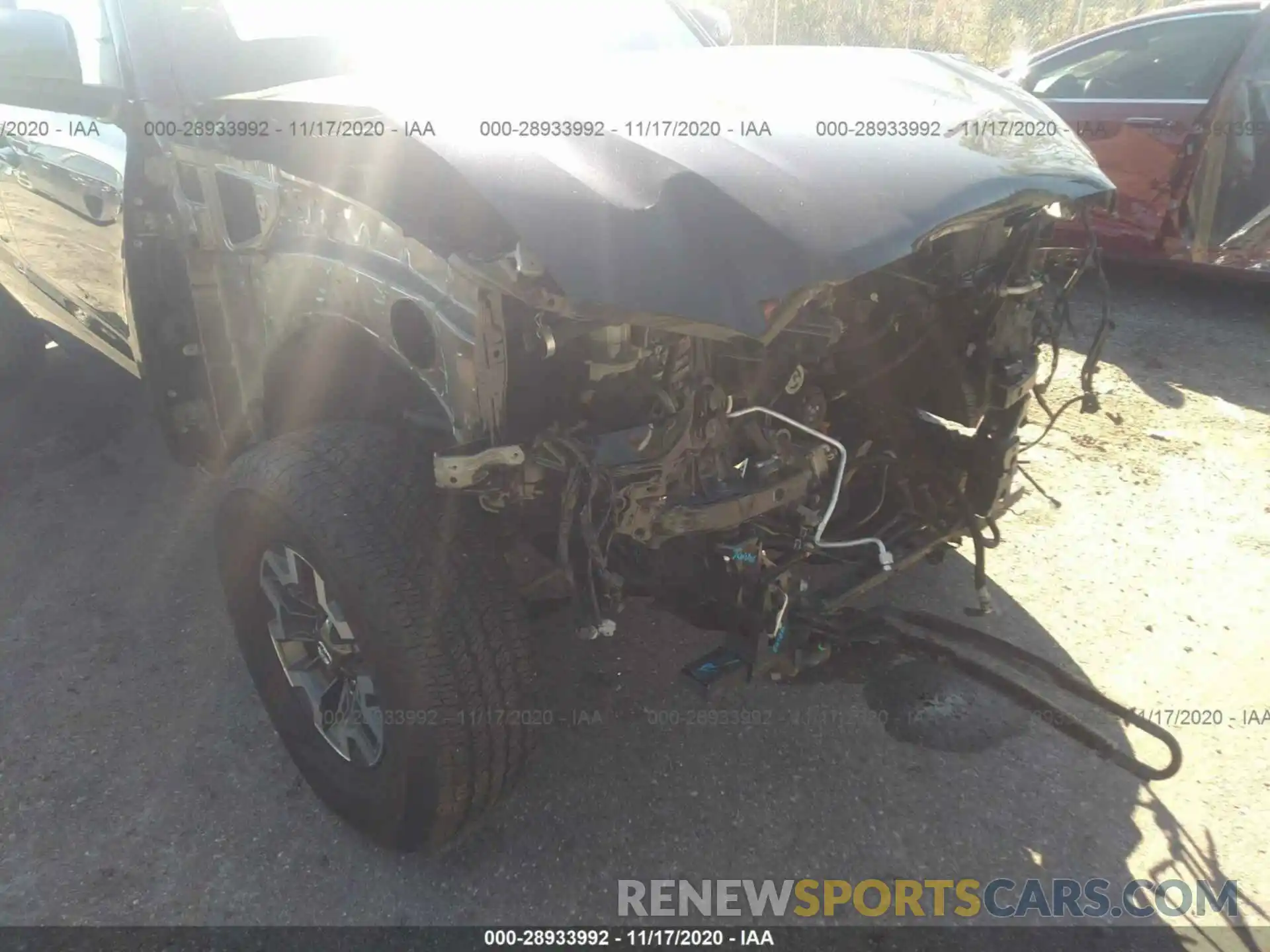 6 Photograph of a damaged car 3TMAZ5CN0KM092547 TOYOTA TACOMA 2WD 2019