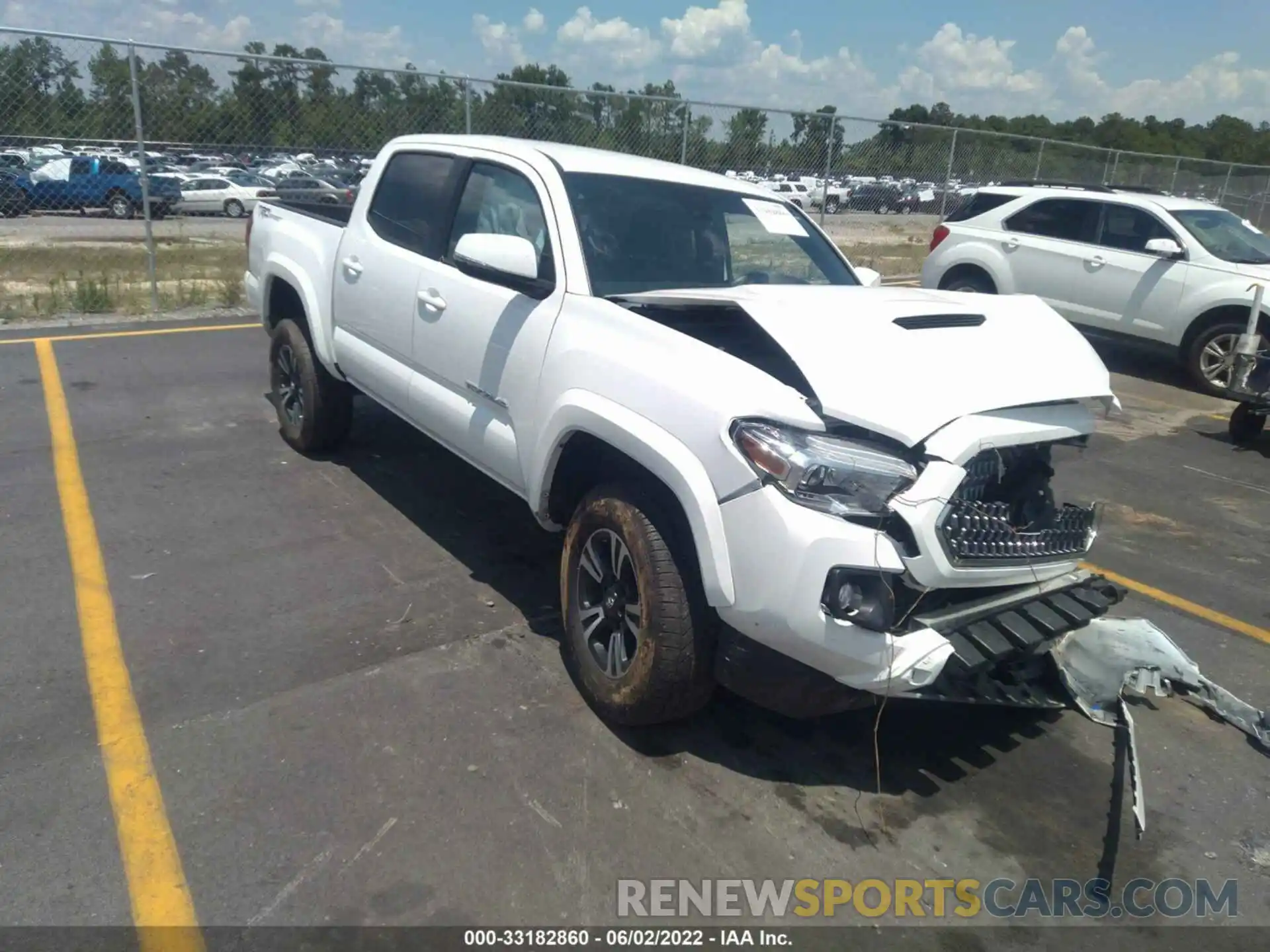 1 Photograph of a damaged car 3TMAZ5CN0KM106303 TOYOTA TACOMA 2WD 2019