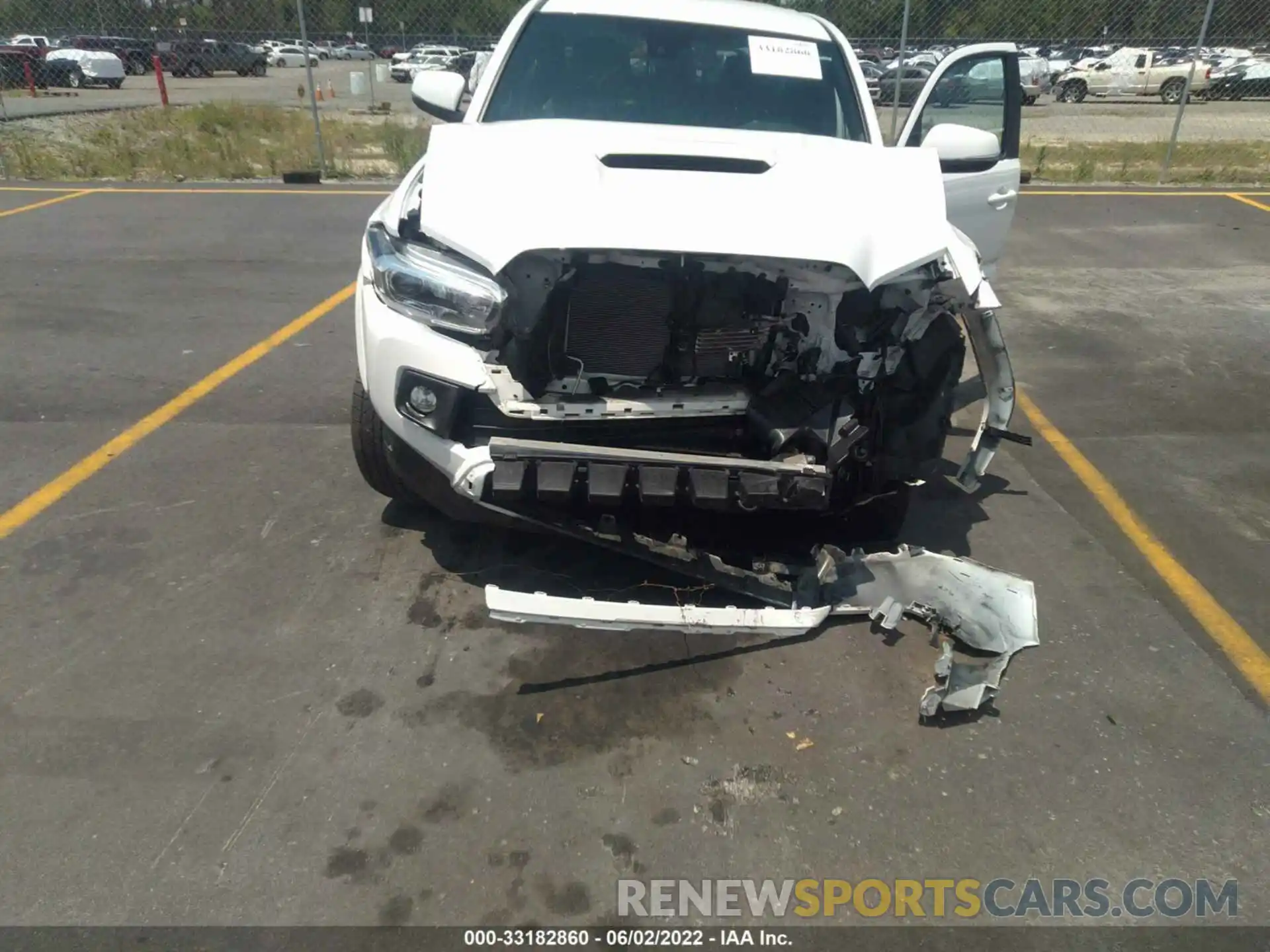 6 Photograph of a damaged car 3TMAZ5CN0KM106303 TOYOTA TACOMA 2WD 2019