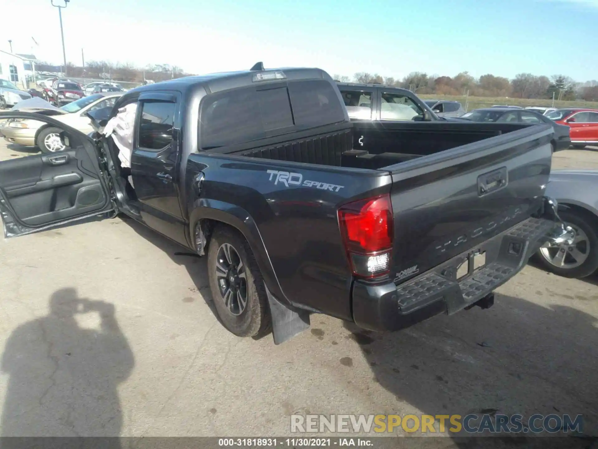 3 Photograph of a damaged car 3TMAZ5CN0KM107404 TOYOTA TACOMA 2WD 2019