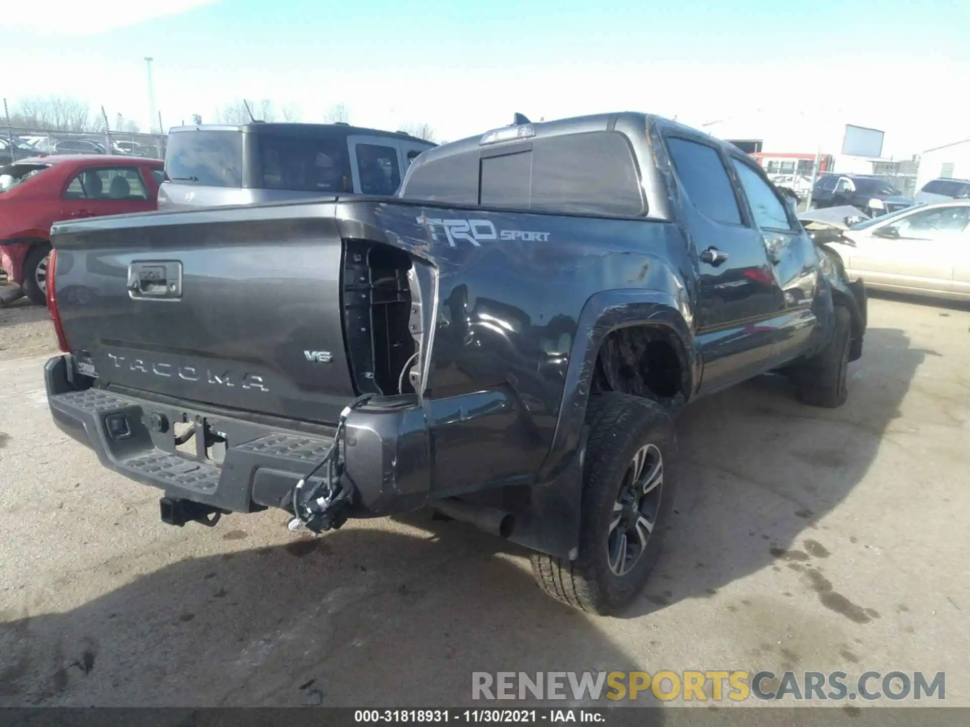 4 Photograph of a damaged car 3TMAZ5CN0KM107404 TOYOTA TACOMA 2WD 2019