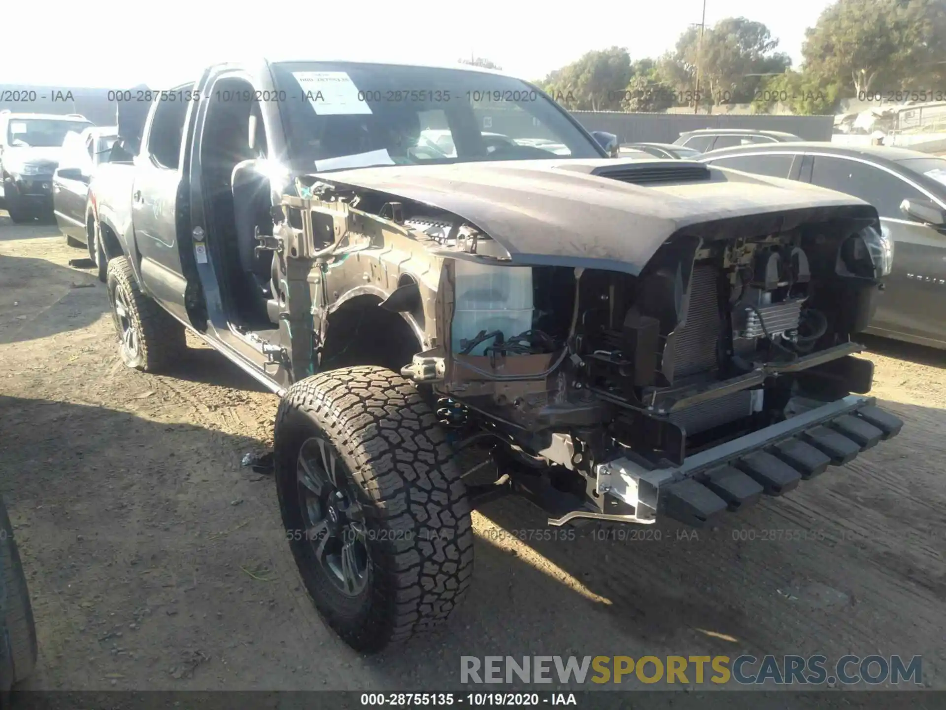 1 Photograph of a damaged car 3TMAZ5CN0KM108875 TOYOTA TACOMA 2WD 2019