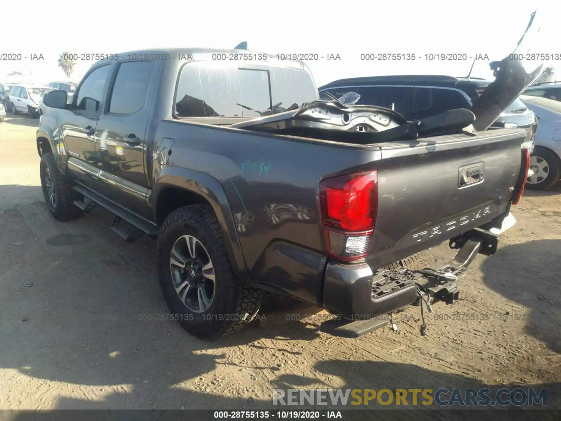 3 Photograph of a damaged car 3TMAZ5CN0KM108875 TOYOTA TACOMA 2WD 2019