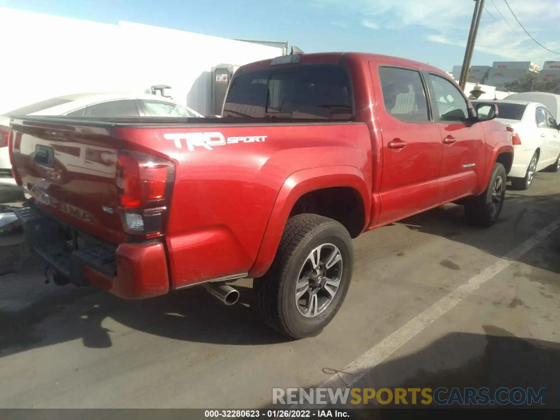 4 Photograph of a damaged car 3TMAZ5CN0KM111257 TOYOTA TACOMA 2WD 2019