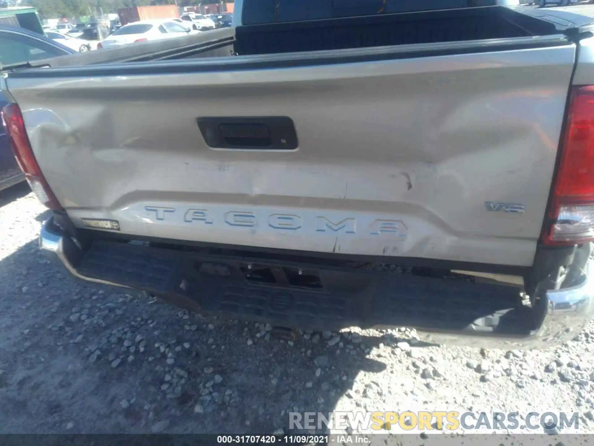 6 Photograph of a damaged car 3TMAZ5CN1KM082514 TOYOTA TACOMA 2WD 2019