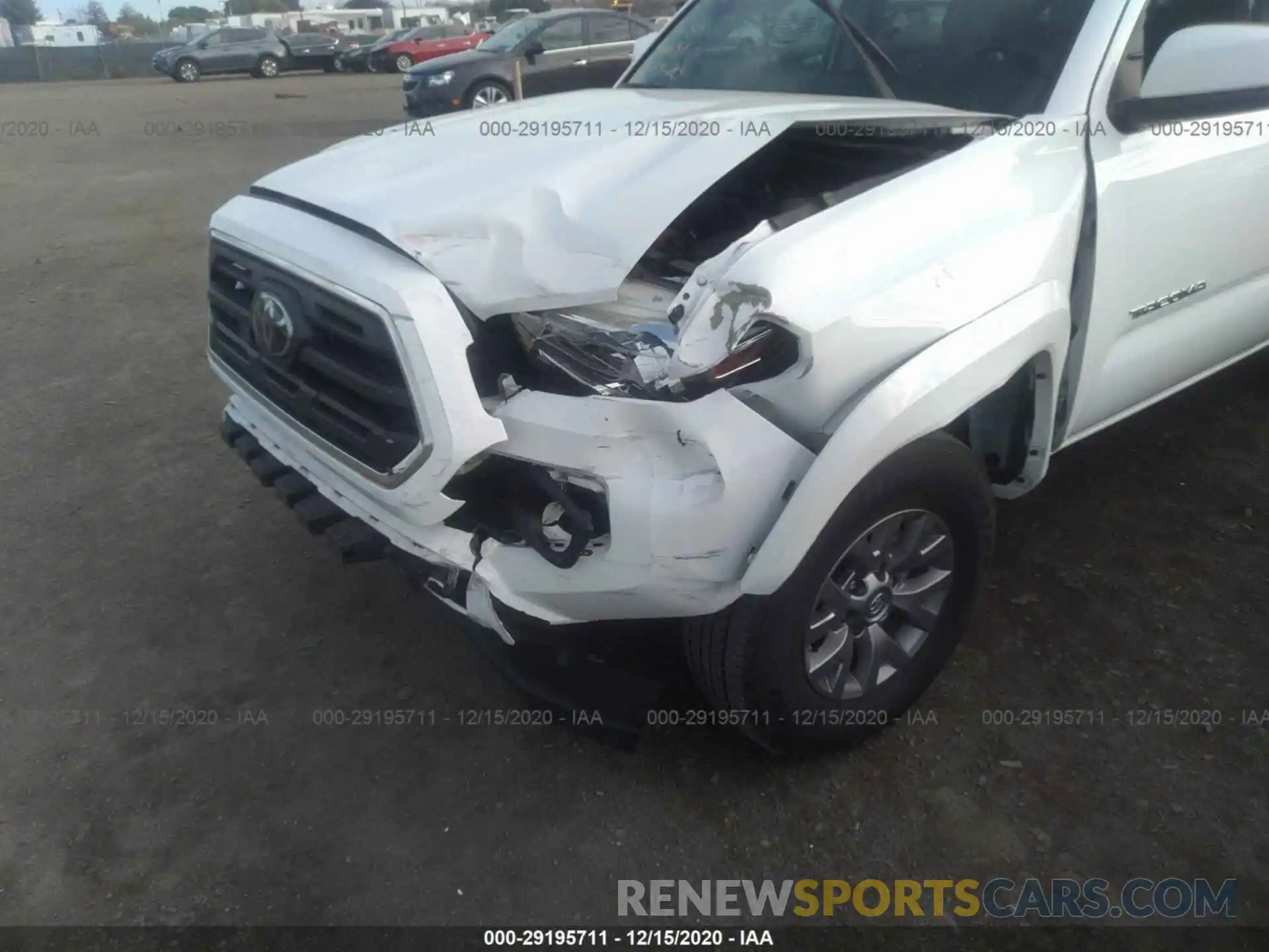 6 Photograph of a damaged car 3TMAZ5CN1KM084599 TOYOTA TACOMA 2WD 2019