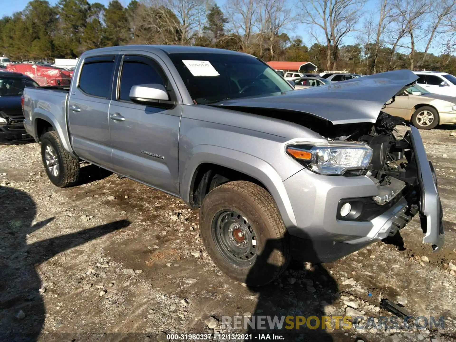 1 Photograph of a damaged car 3TMAZ5CN1KM088023 TOYOTA TACOMA 2WD 2019