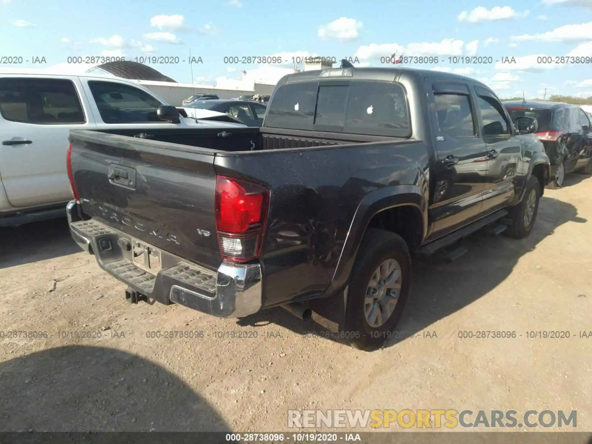 4 Фотография поврежденного автомобиля 3TMAZ5CN1KM096073 TOYOTA TACOMA 2WD 2019