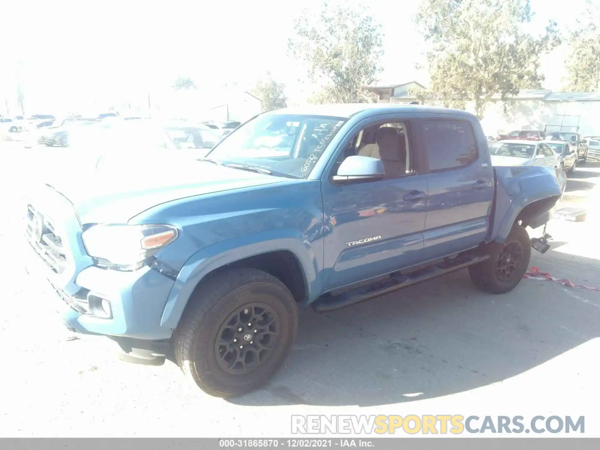 2 Photograph of a damaged car 3TMAZ5CN1KM101997 TOYOTA TACOMA 2WD 2019