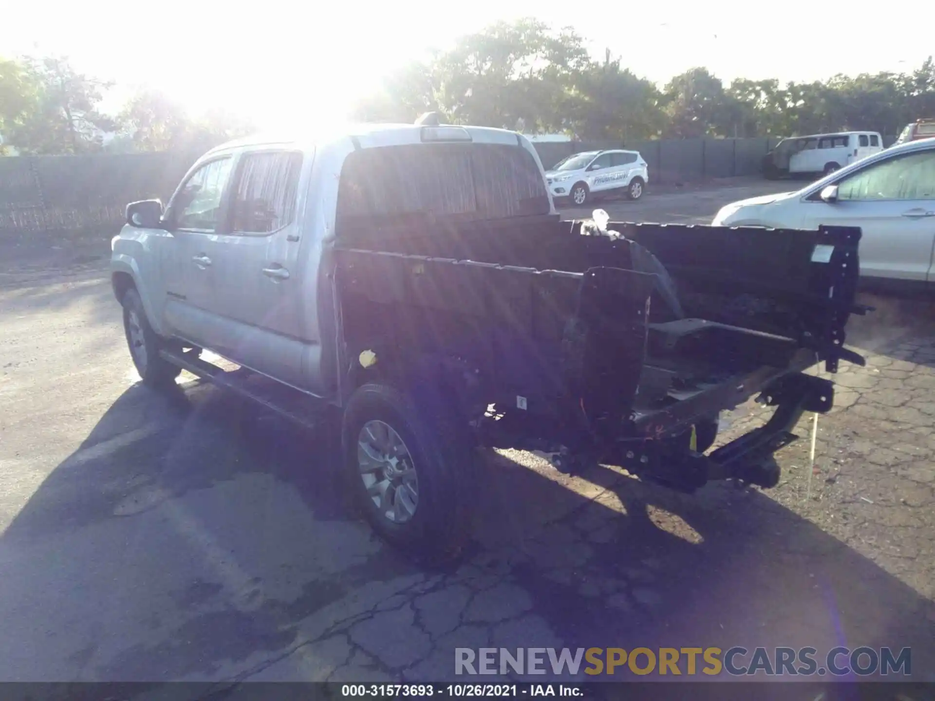 3 Photograph of a damaged car 3TMAZ5CN1KM103622 TOYOTA TACOMA 2WD 2019