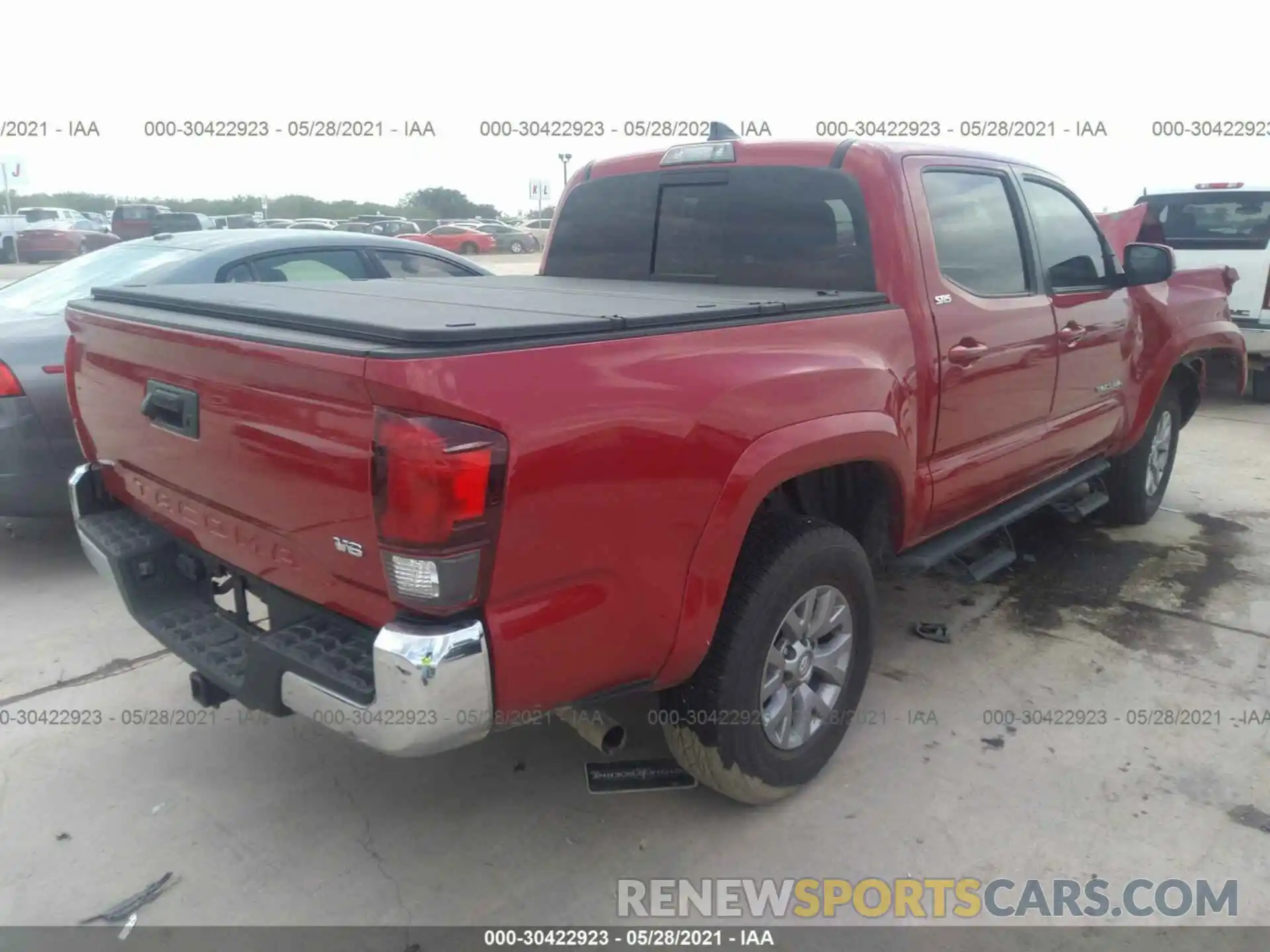 4 Фотография поврежденного автомобиля 3TMAZ5CN1KM113082 TOYOTA TACOMA 2WD 2019