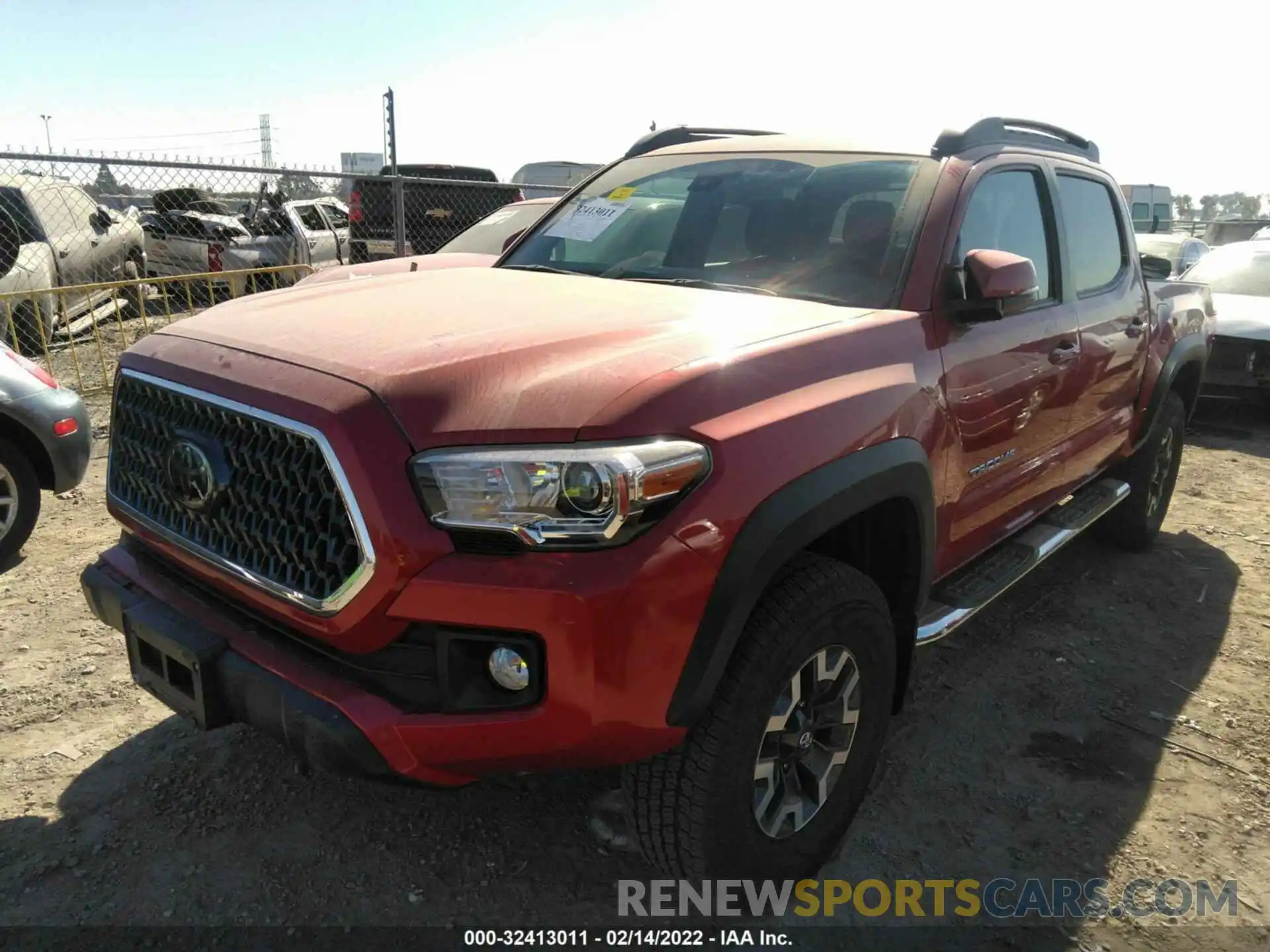 2 Photograph of a damaged car 3TMAZ5CN1KM113440 TOYOTA TACOMA 2WD 2019