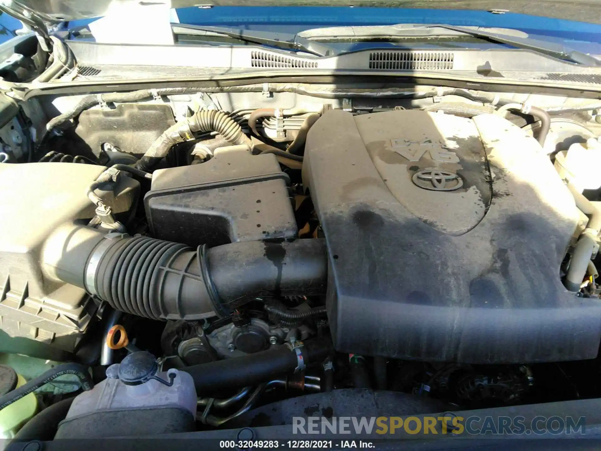 10 Photograph of a damaged car 3TMAZ5CN2KM080190 TOYOTA TACOMA 2WD 2019