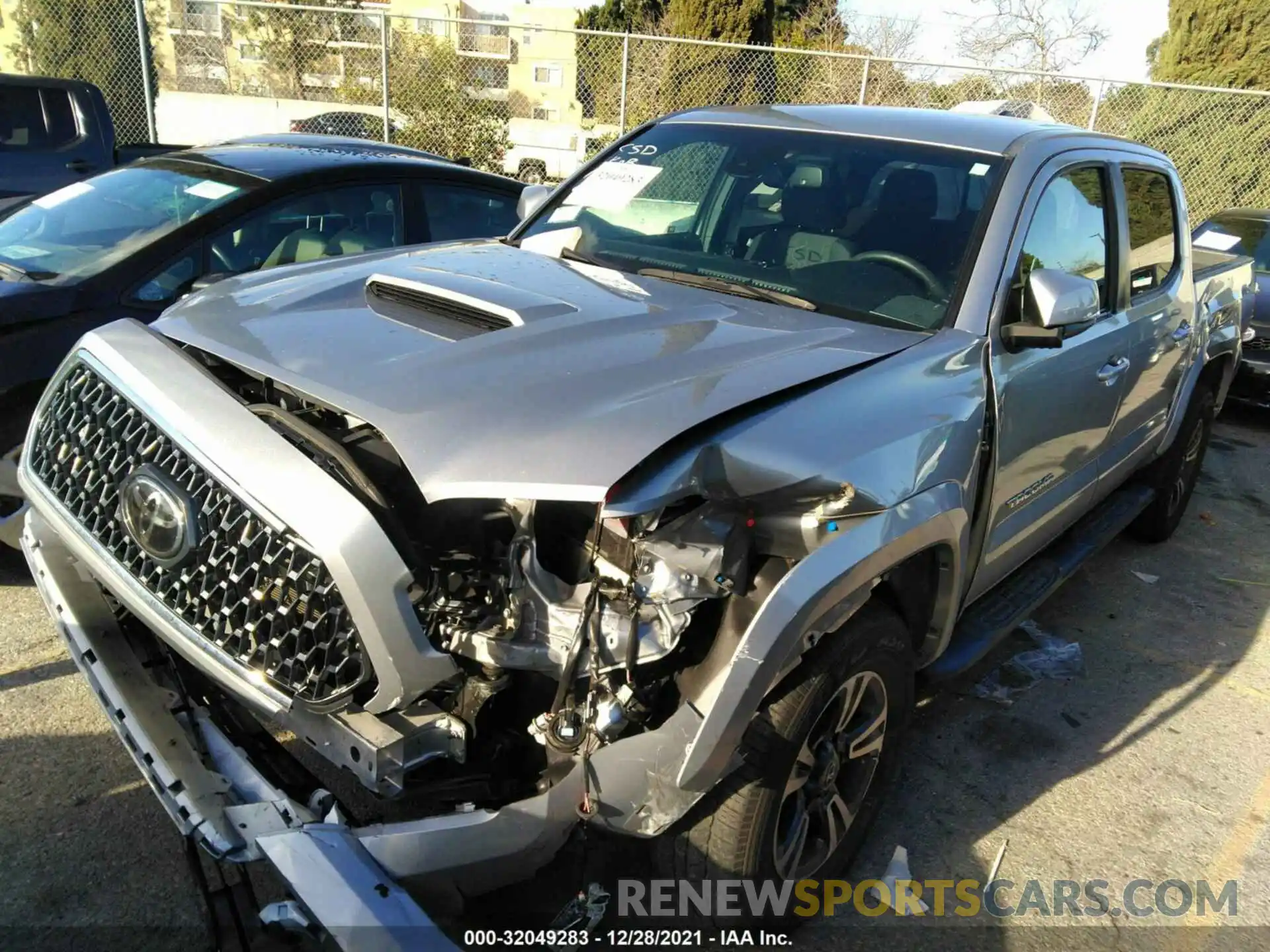 2 Photograph of a damaged car 3TMAZ5CN2KM080190 TOYOTA TACOMA 2WD 2019