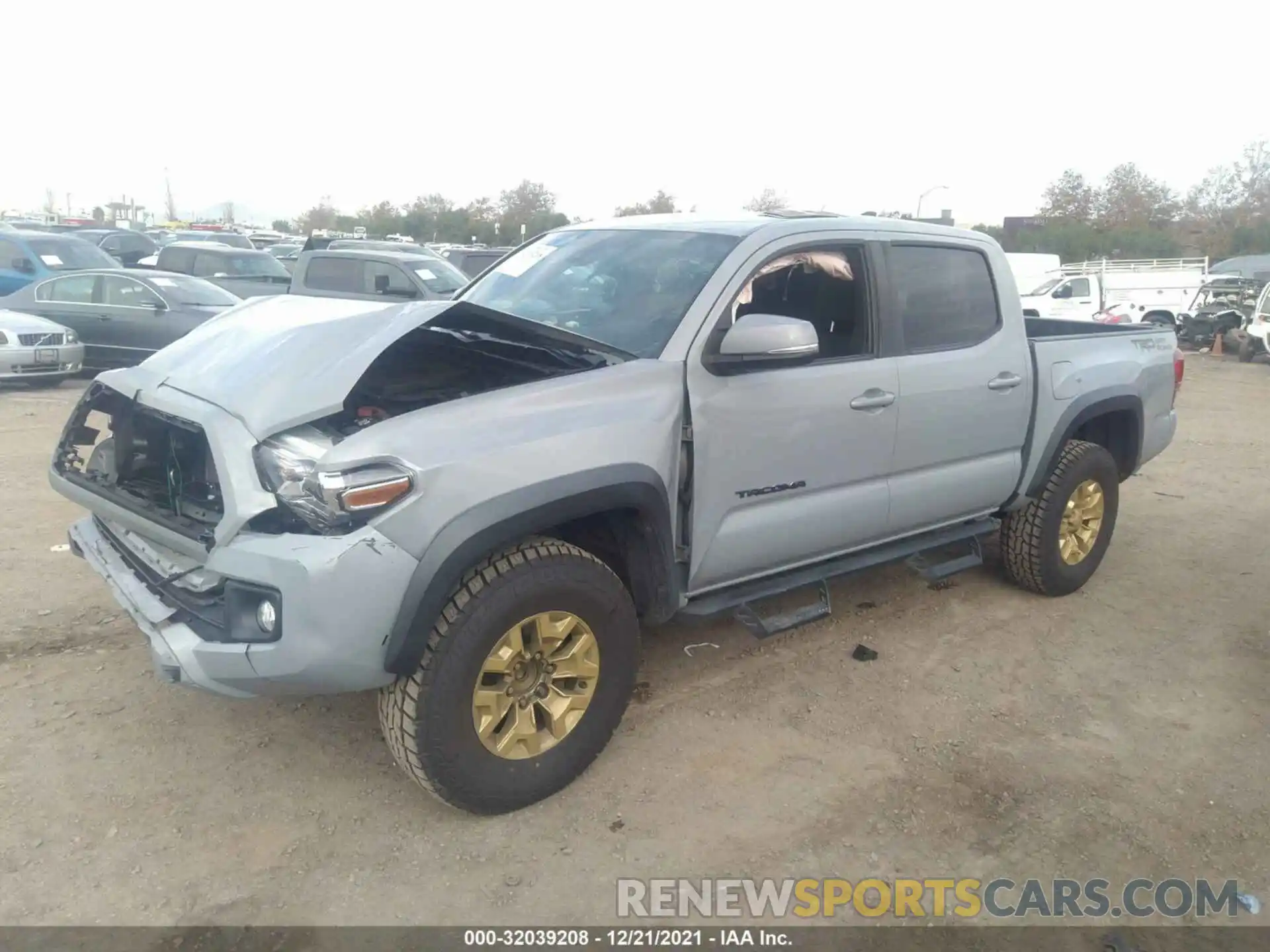 2 Photograph of a damaged car 3TMAZ5CN2KM089939 TOYOTA TACOMA 2WD 2019