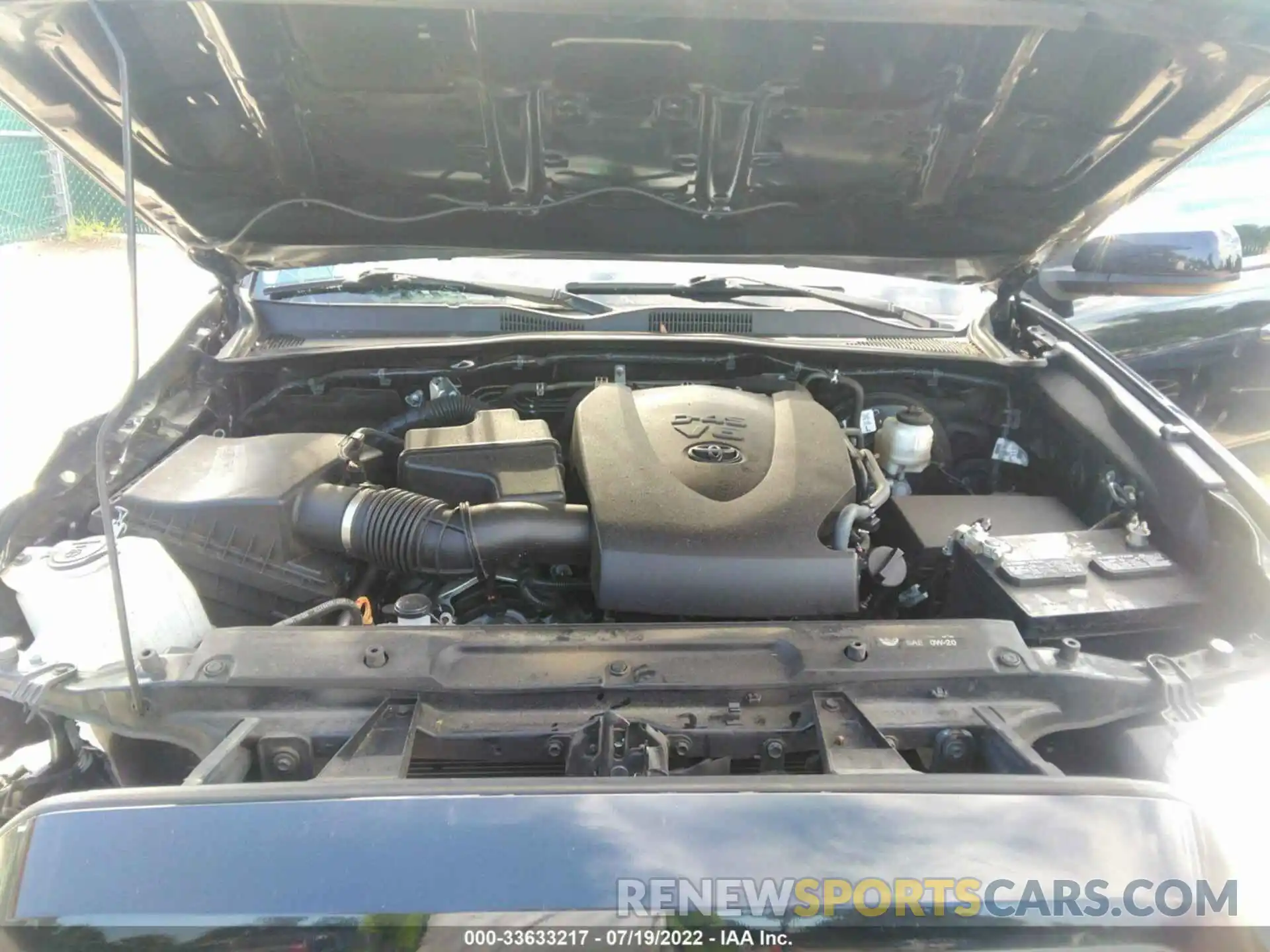 10 Photograph of a damaged car 3TMAZ5CN2KM096387 TOYOTA TACOMA 2WD 2019