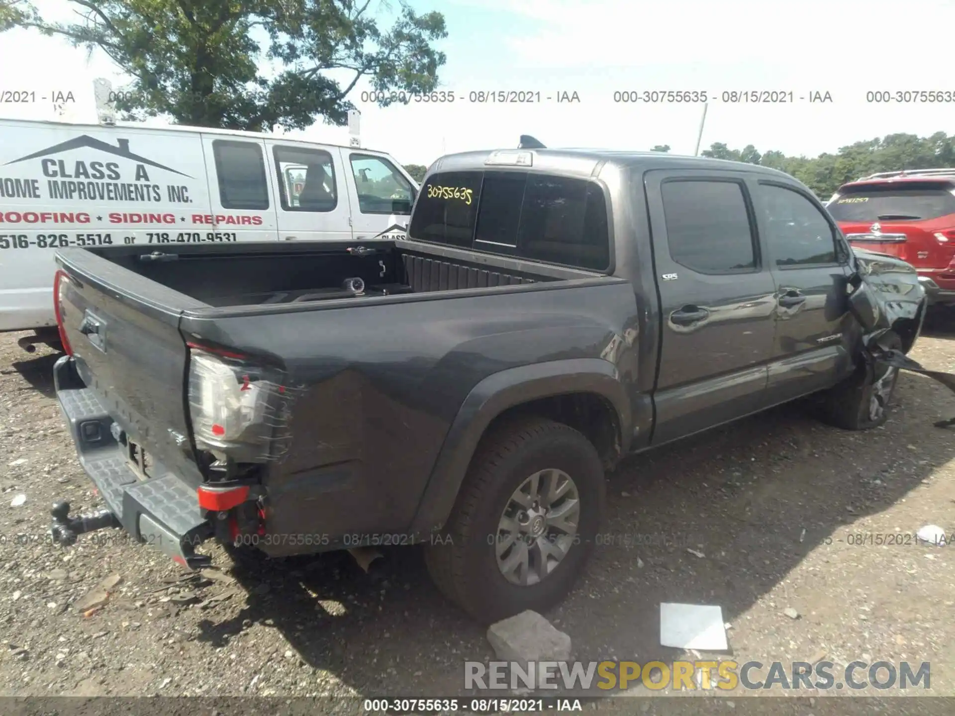 4 Photograph of a damaged car 3TMAZ5CN2KM097443 TOYOTA TACOMA 2WD 2019