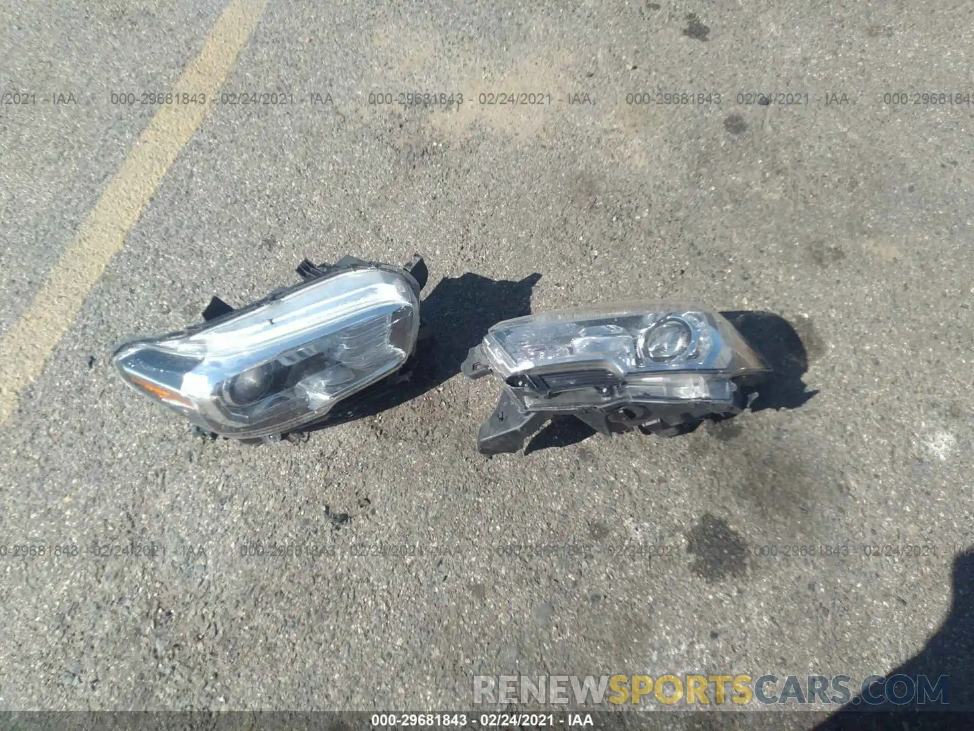 12 Photograph of a damaged car 3TMAZ5CN2KM108313 TOYOTA TACOMA 2WD 2019