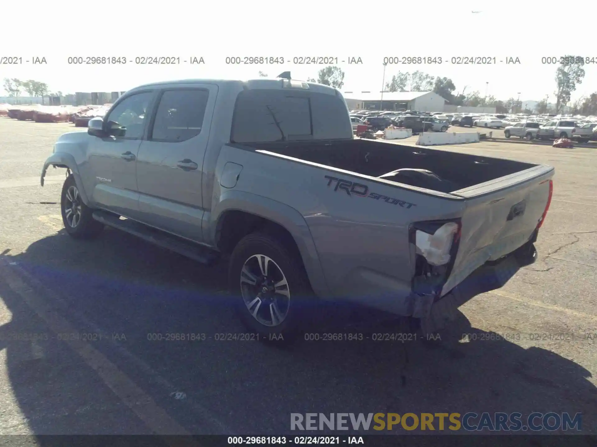 3 Photograph of a damaged car 3TMAZ5CN2KM108313 TOYOTA TACOMA 2WD 2019