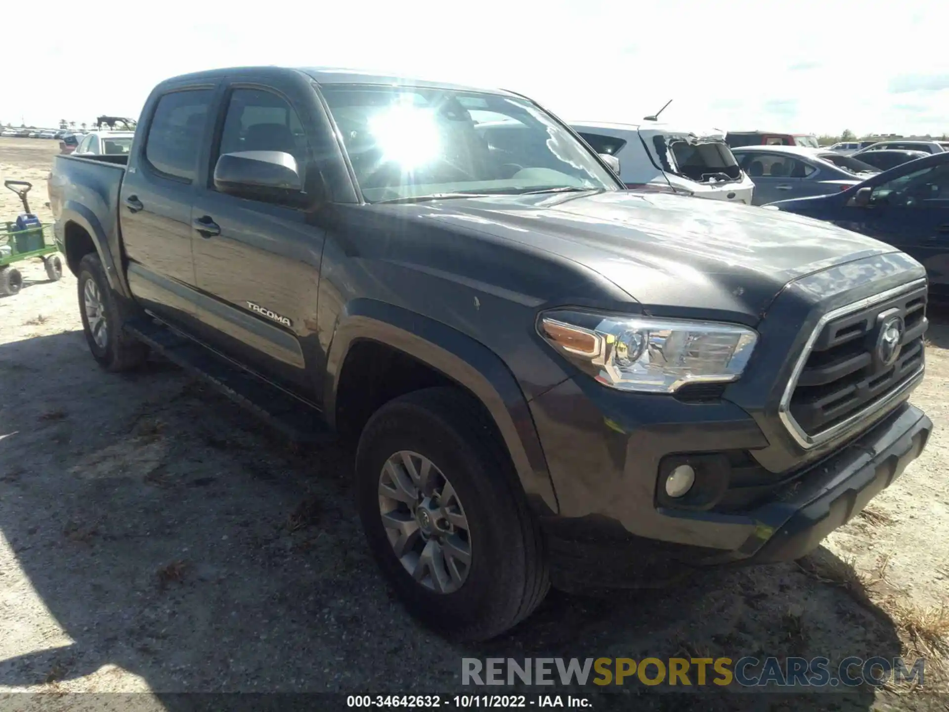 1 Photograph of a damaged car 3TMAZ5CN3KM084815 TOYOTA TACOMA 2WD 2019