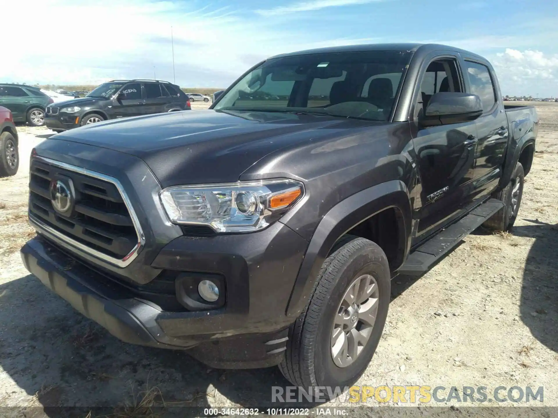 2 Photograph of a damaged car 3TMAZ5CN3KM084815 TOYOTA TACOMA 2WD 2019