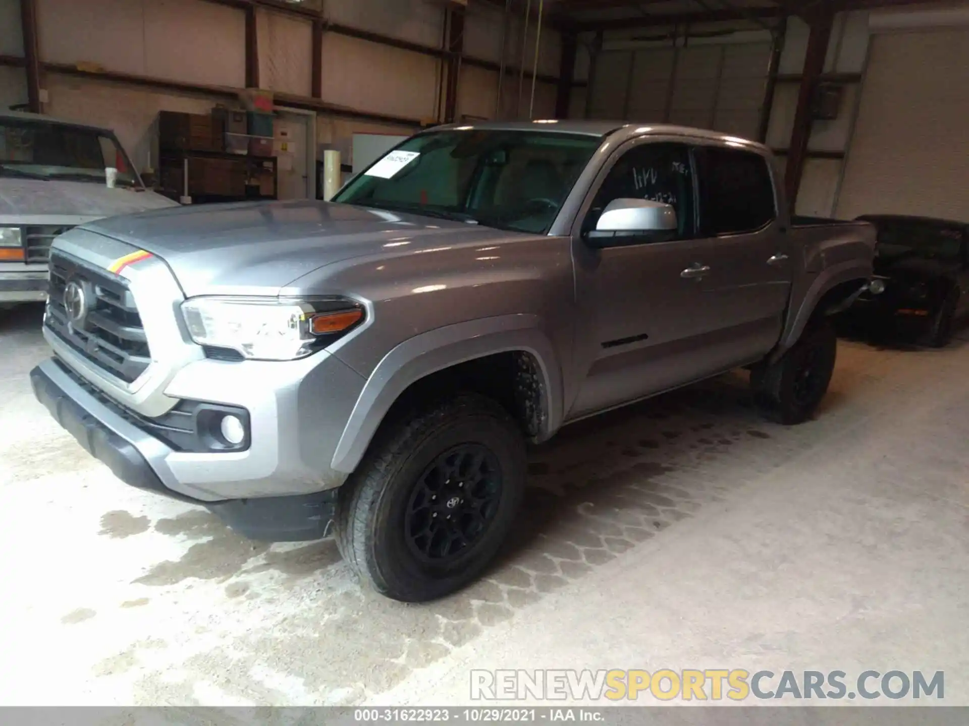 2 Photograph of a damaged car 3TMAZ5CN3KM095751 TOYOTA TACOMA 2WD 2019