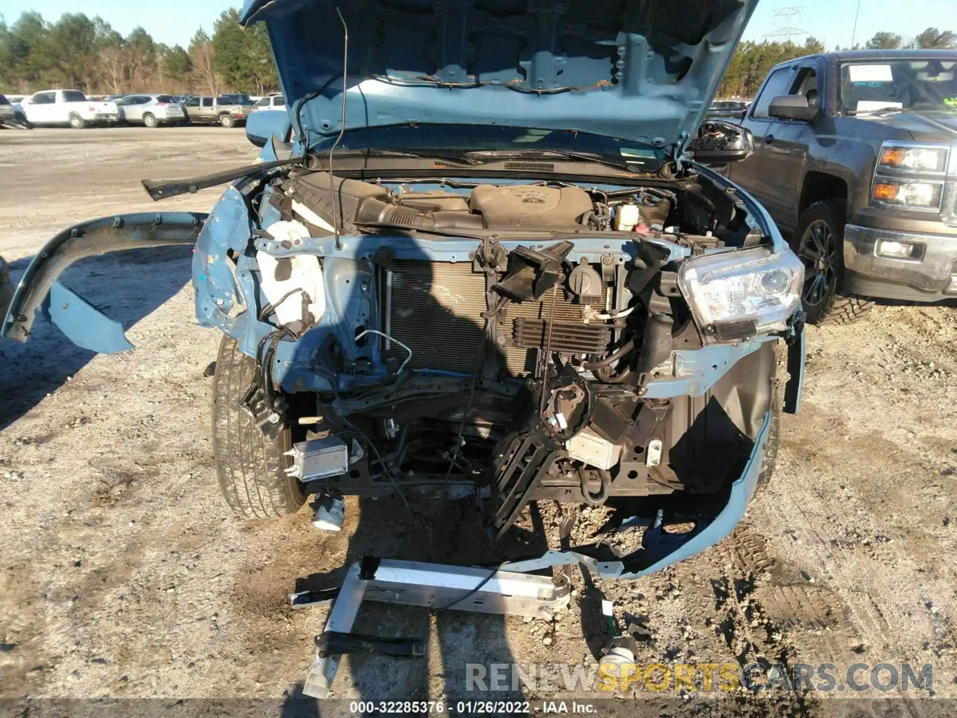 10 Photograph of a damaged car 3TMAZ5CN3KM095863 TOYOTA TACOMA 2WD 2019