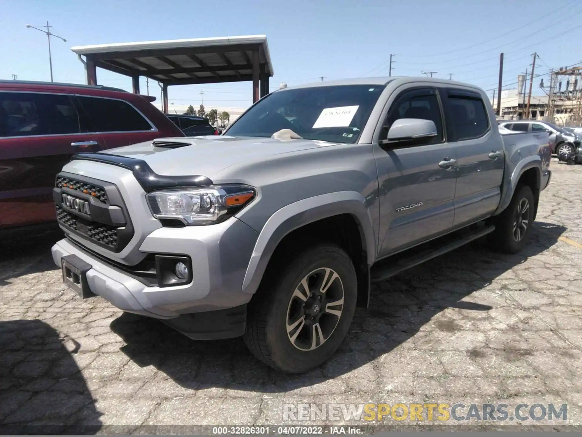 2 Photograph of a damaged car 3TMAZ5CN3KM102360 TOYOTA TACOMA 2WD 2019