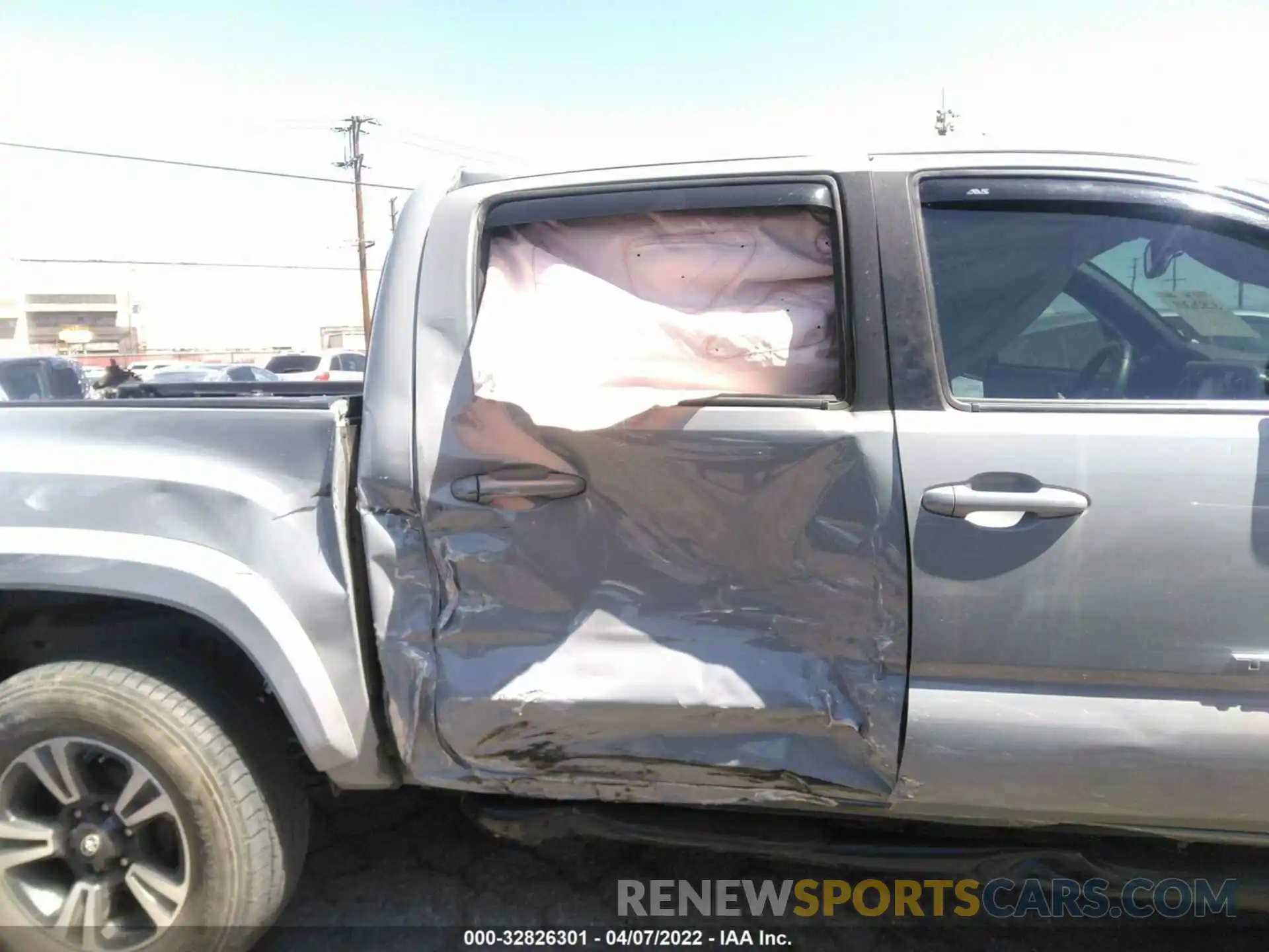 6 Photograph of a damaged car 3TMAZ5CN3KM102360 TOYOTA TACOMA 2WD 2019