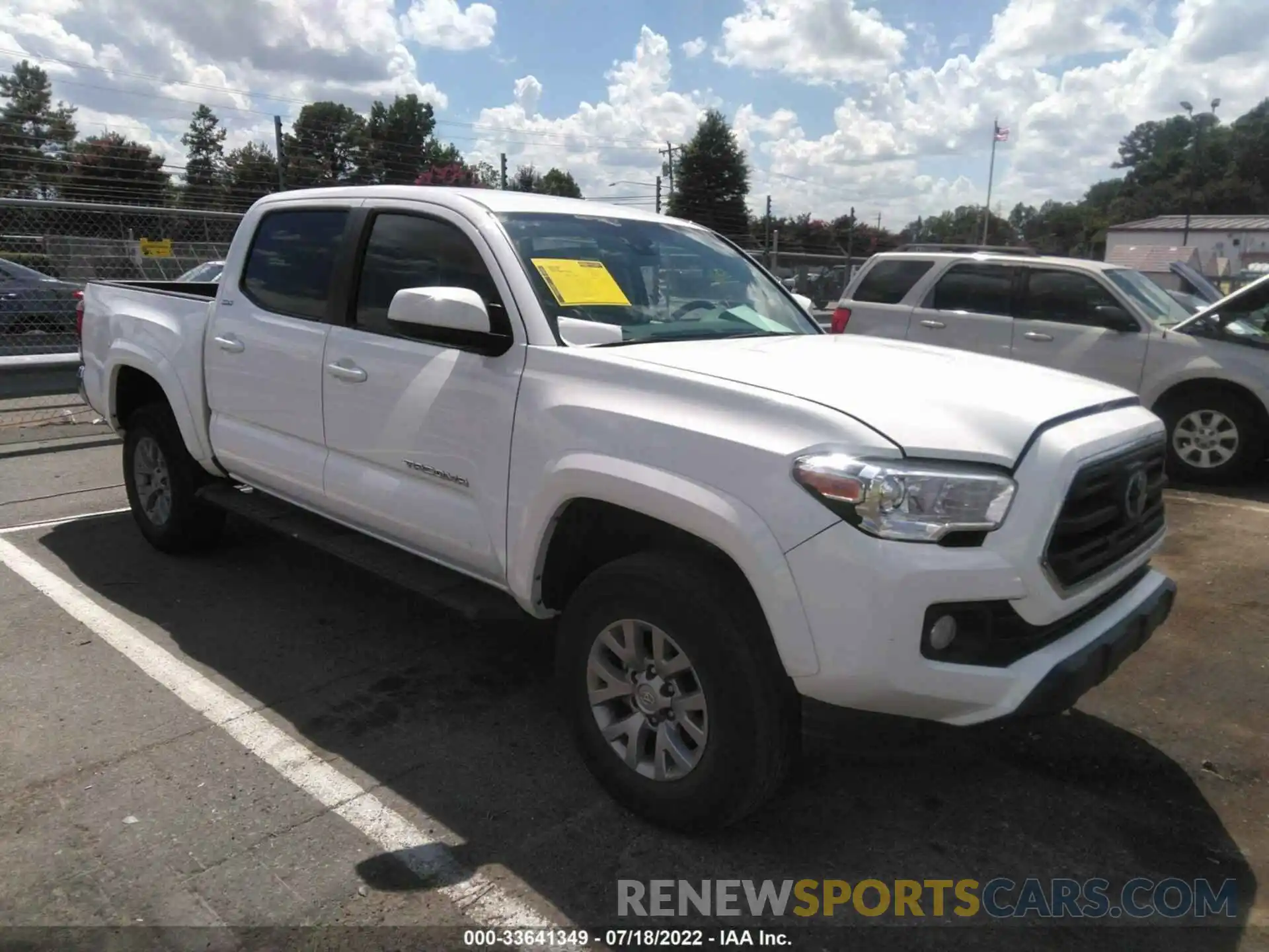 1 Photograph of a damaged car 3TMAZ5CN3KM104416 TOYOTA TACOMA 2WD 2019