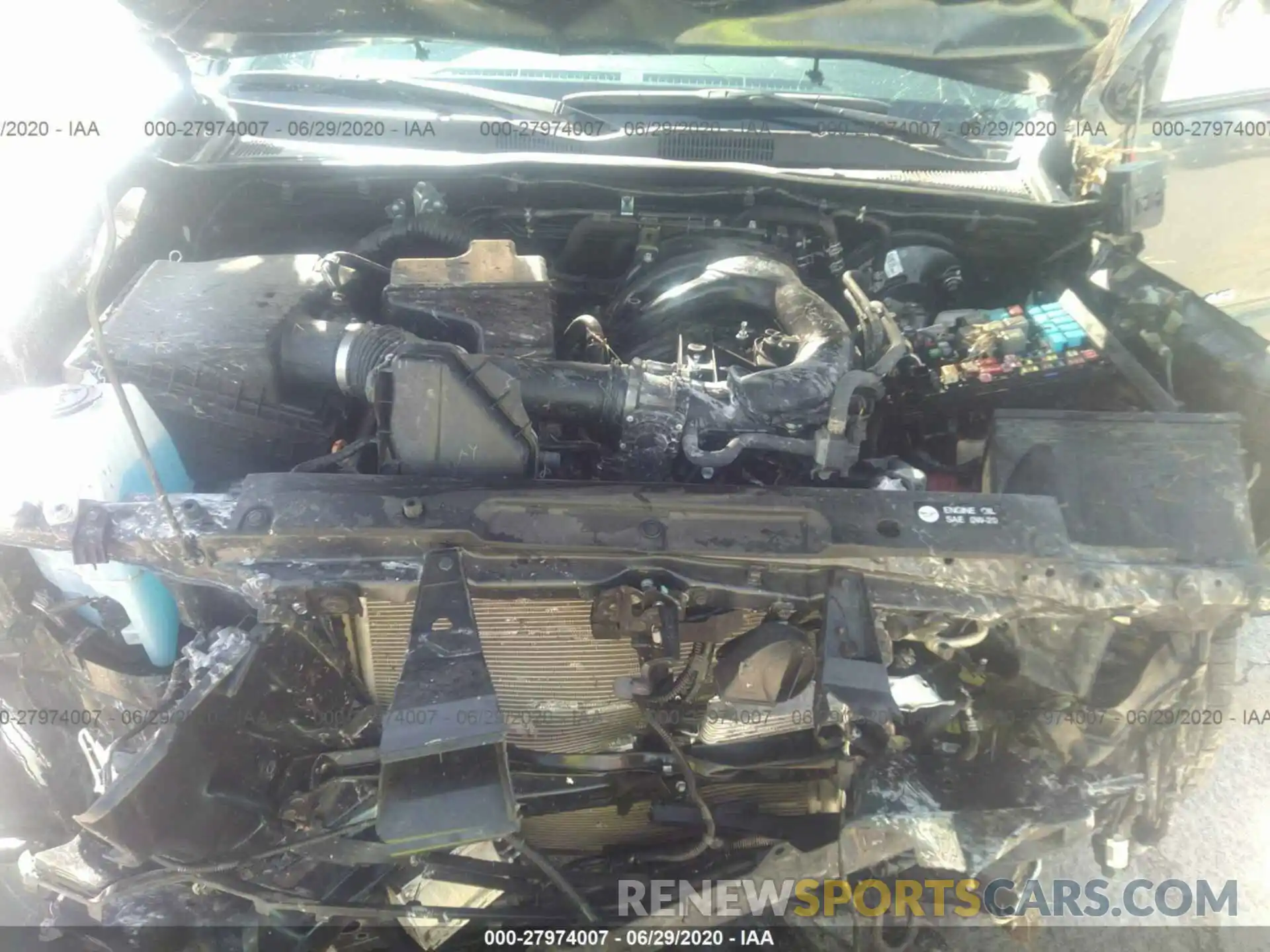 10 Photograph of a damaged car 3TMAZ5CN3KM109230 TOYOTA TACOMA 2WD 2019