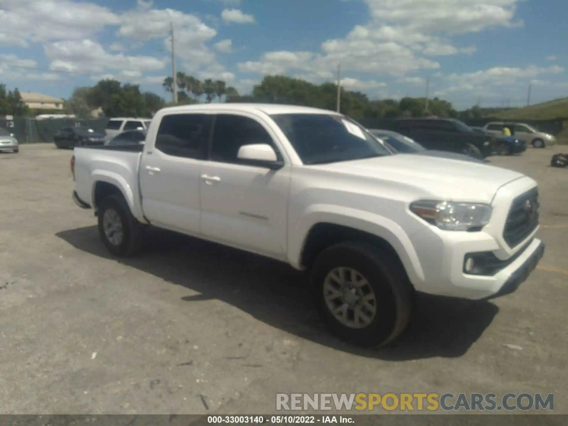 1 Photograph of a damaged car 3TMAZ5CN4KM079803 TOYOTA TACOMA 2WD 2019