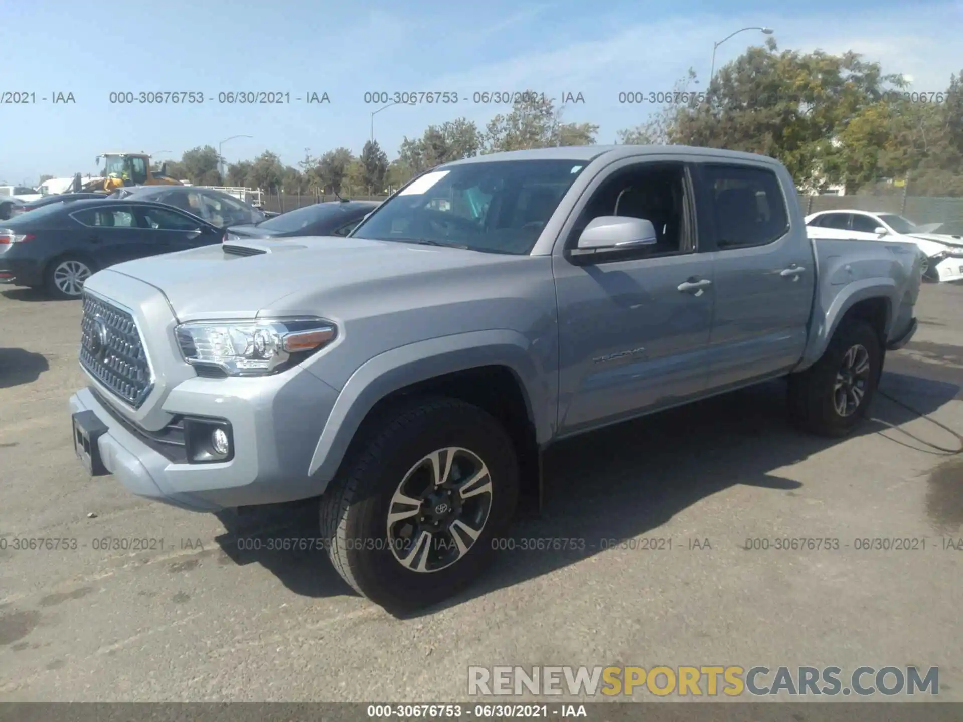 2 Photograph of a damaged car 3TMAZ5CN4KM081342 TOYOTA TACOMA 2WD 2019