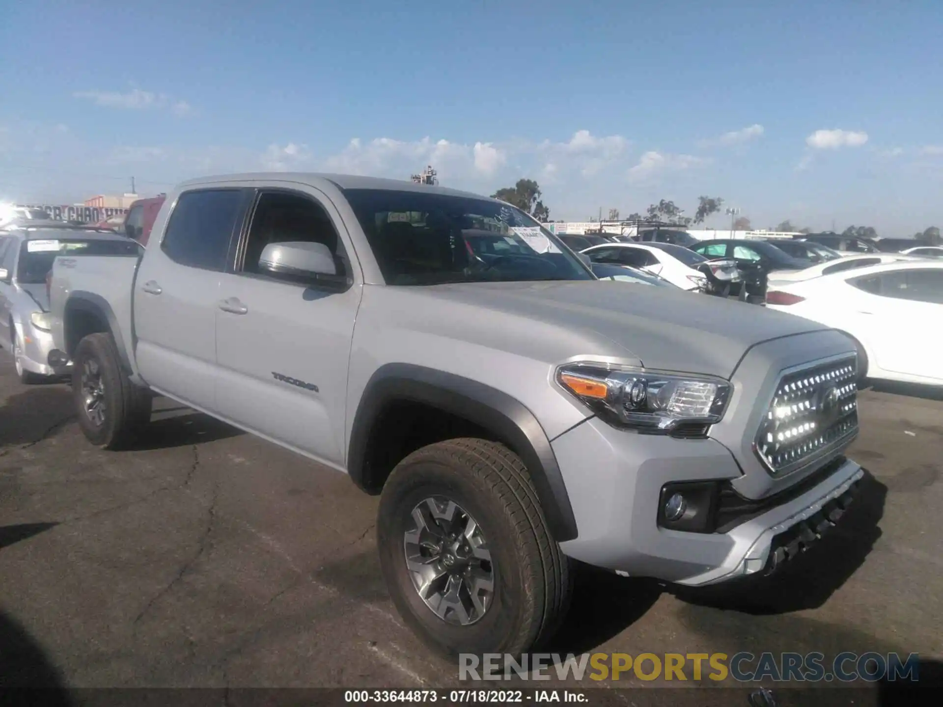 1 Photograph of a damaged car 3TMAZ5CN4KM094334 TOYOTA TACOMA 2WD 2019