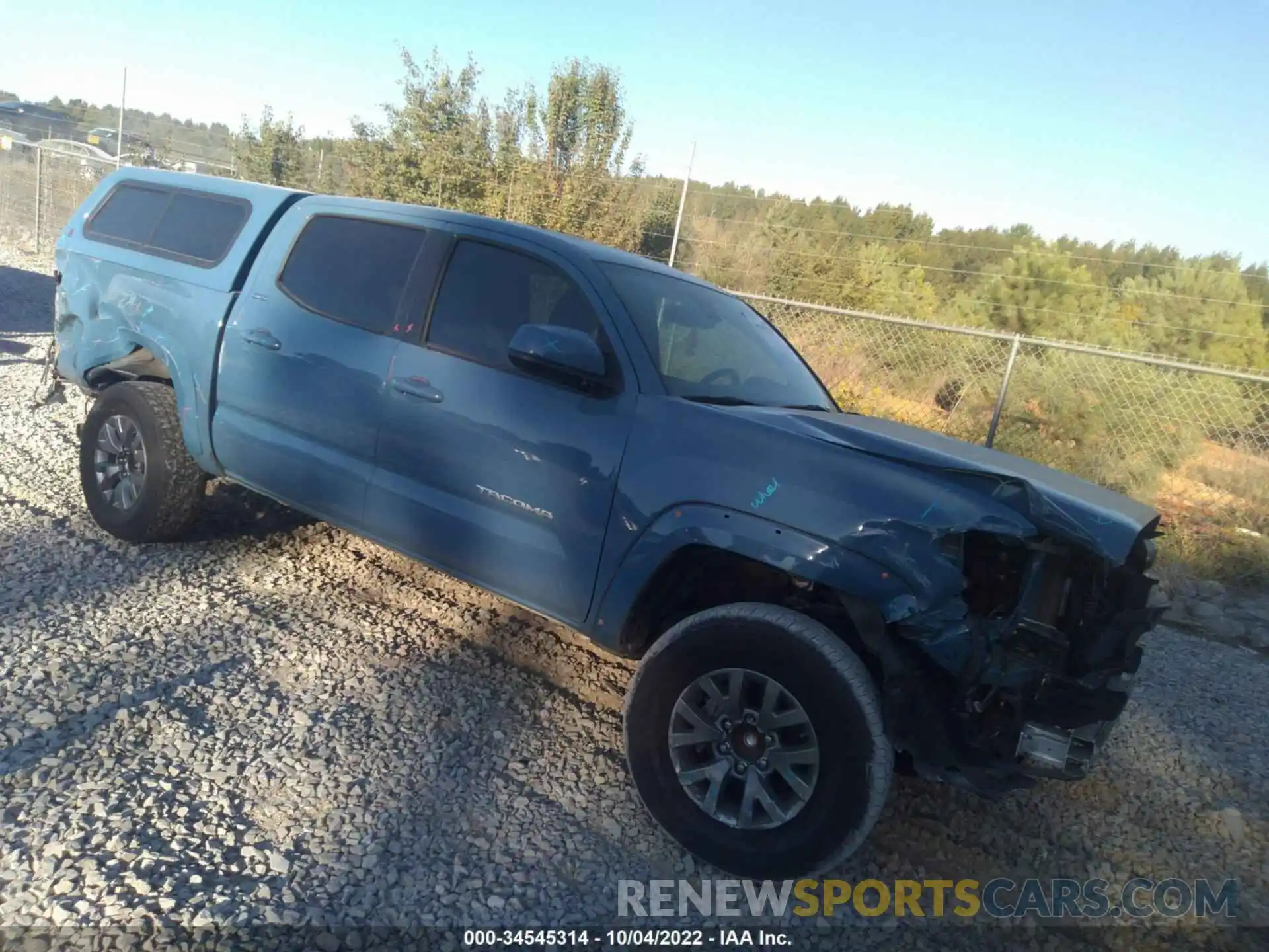 1 Photograph of a damaged car 3TMAZ5CN4KM094477 TOYOTA TACOMA 2WD 2019