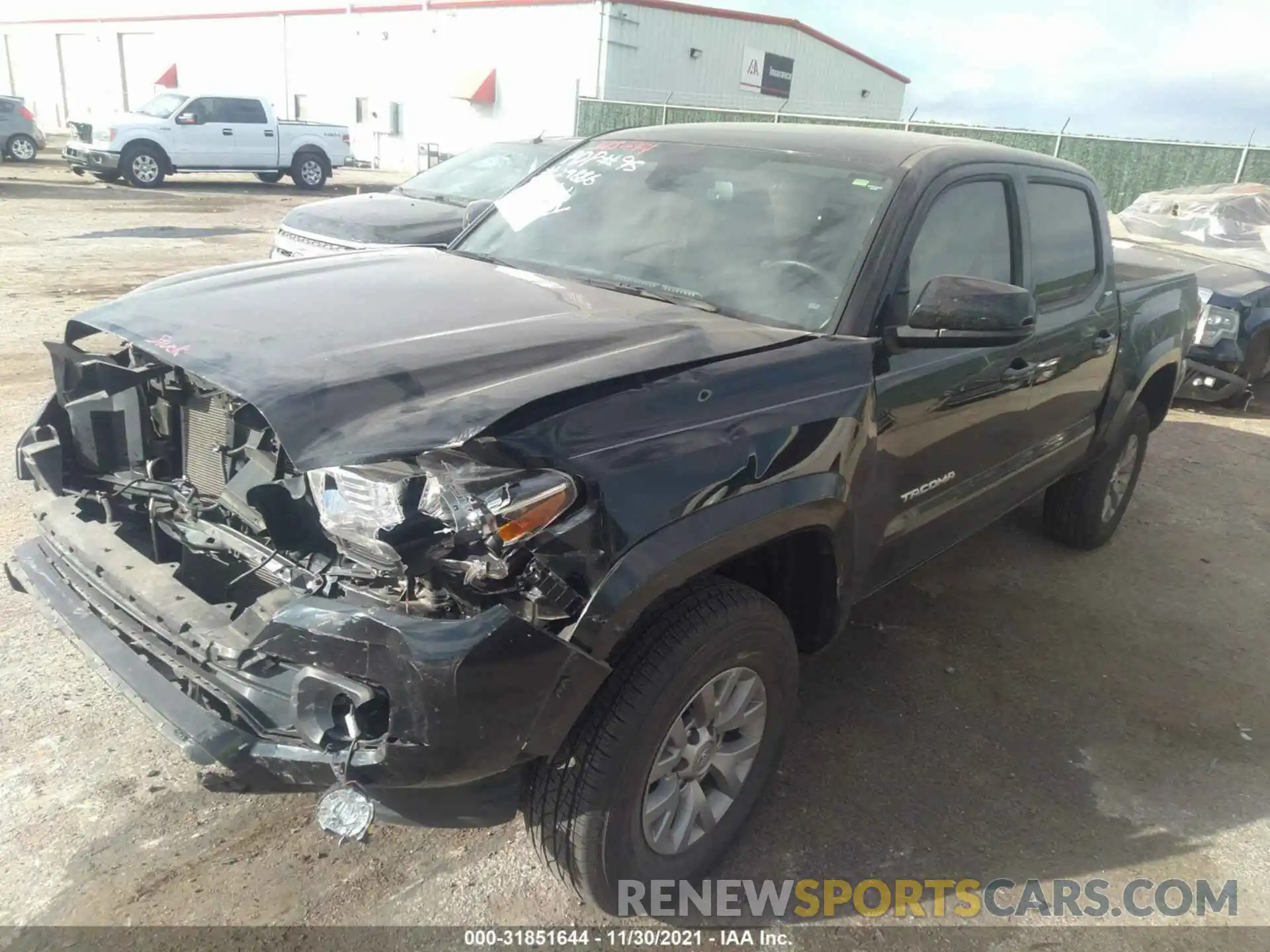 2 Photograph of a damaged car 3TMAZ5CN4KM096648 TOYOTA TACOMA 2WD 2019