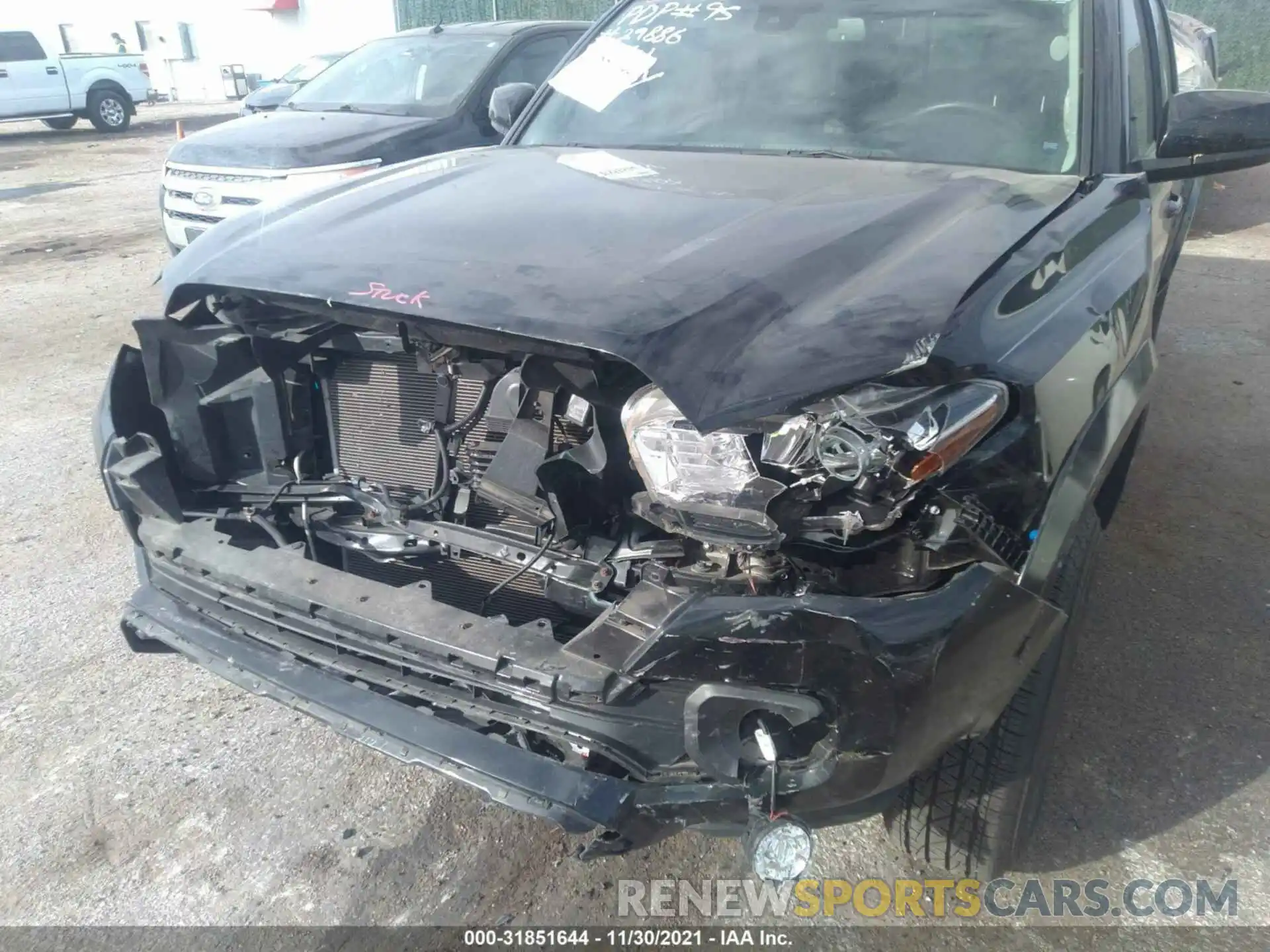 6 Photograph of a damaged car 3TMAZ5CN4KM096648 TOYOTA TACOMA 2WD 2019