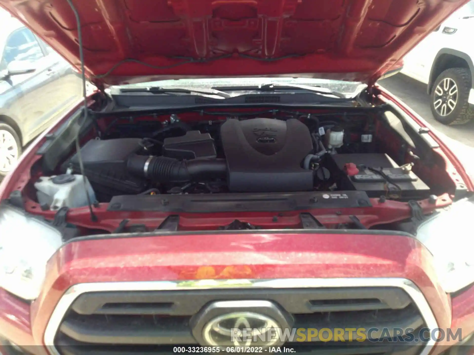 10 Photograph of a damaged car 3TMAZ5CN4KM098223 TOYOTA TACOMA 2WD 2019