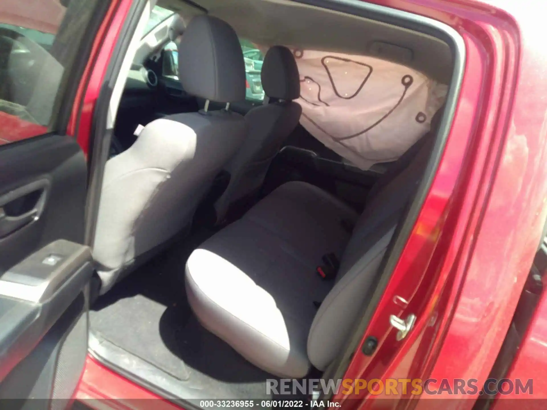 8 Photograph of a damaged car 3TMAZ5CN4KM098223 TOYOTA TACOMA 2WD 2019