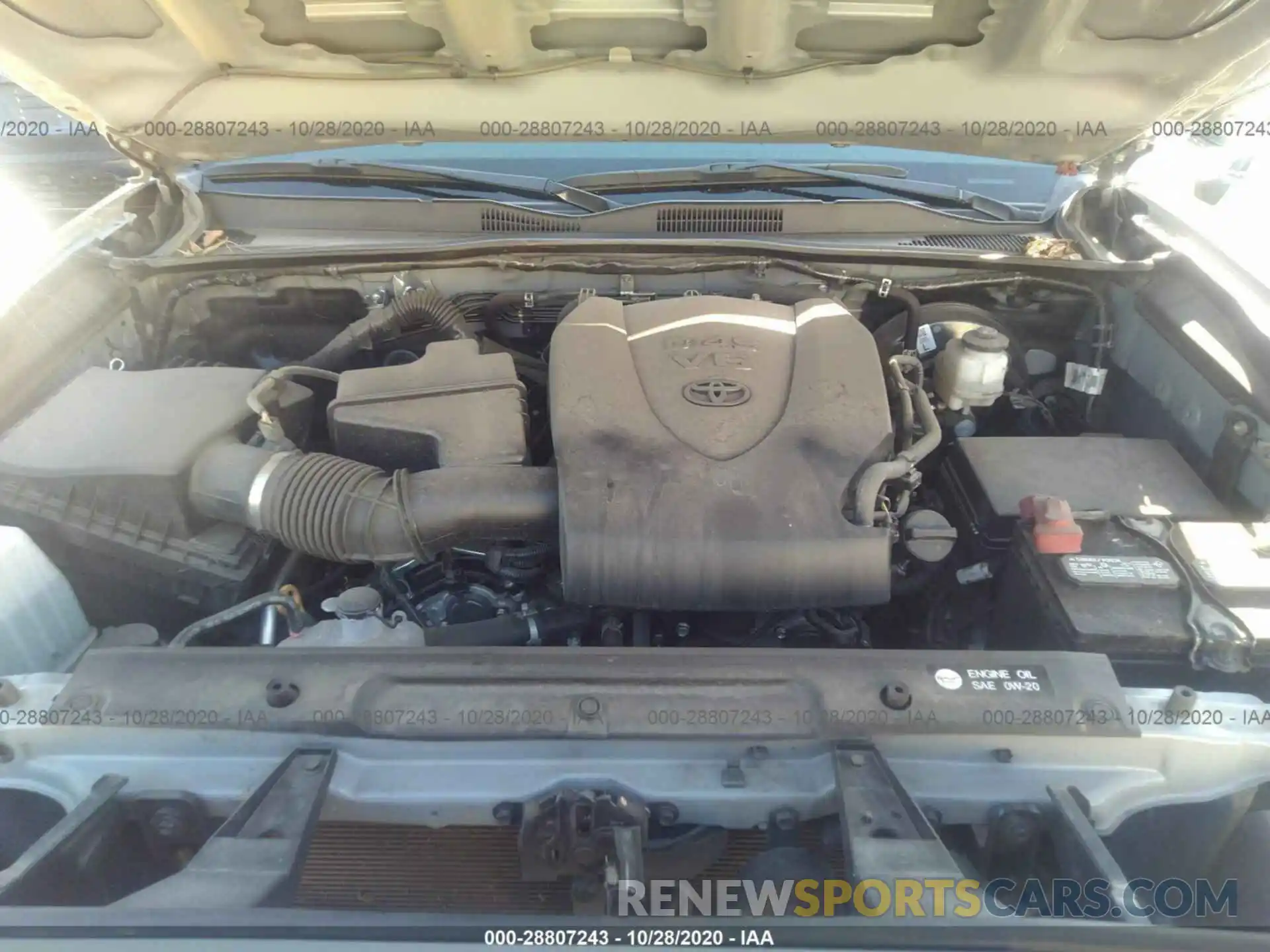 10 Photograph of a damaged car 3TMAZ5CN4KM098691 TOYOTA TACOMA 2WD 2019