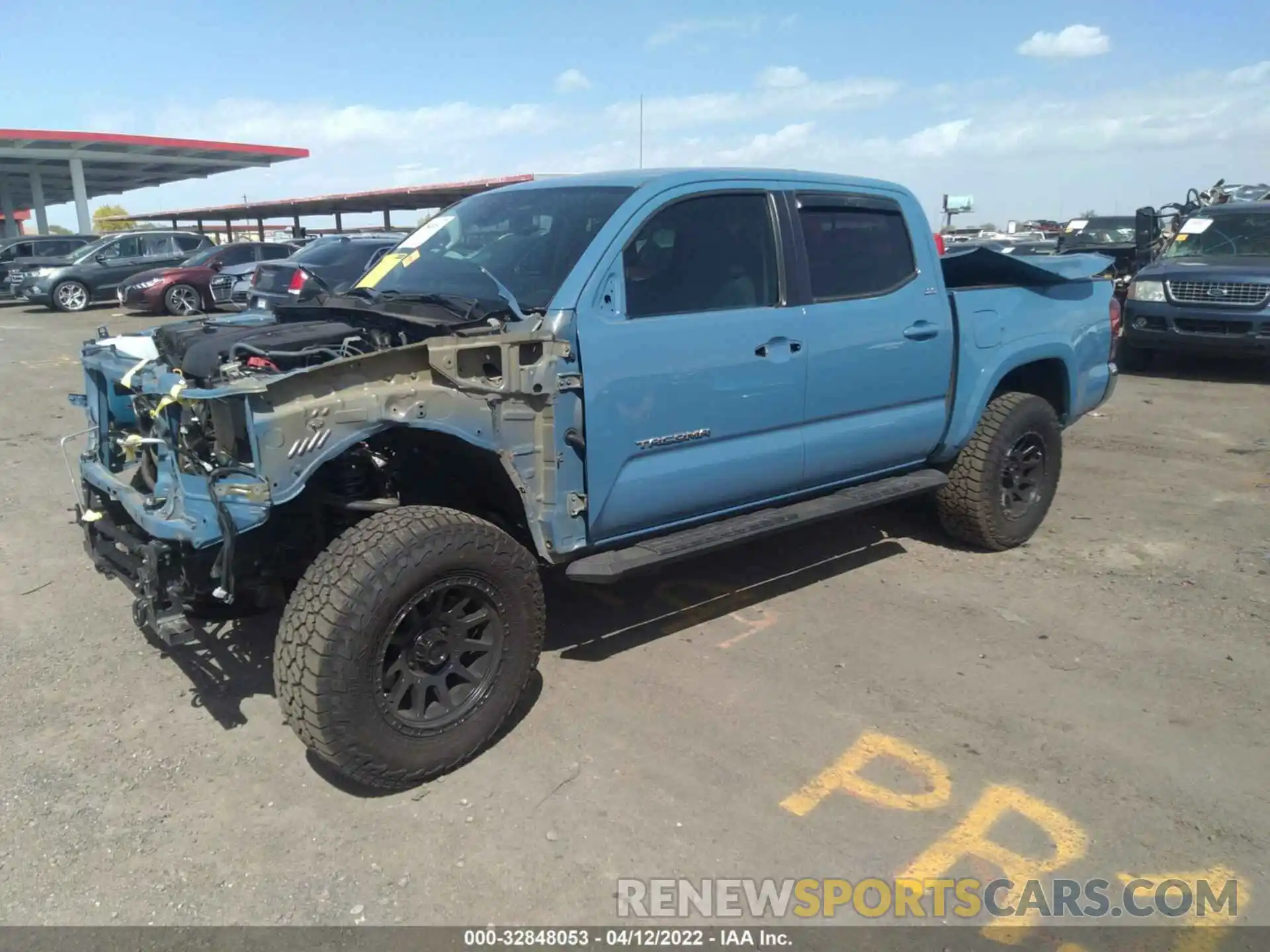 2 Photograph of a damaged car 3TMAZ5CN4KM098741 TOYOTA TACOMA 2WD 2019