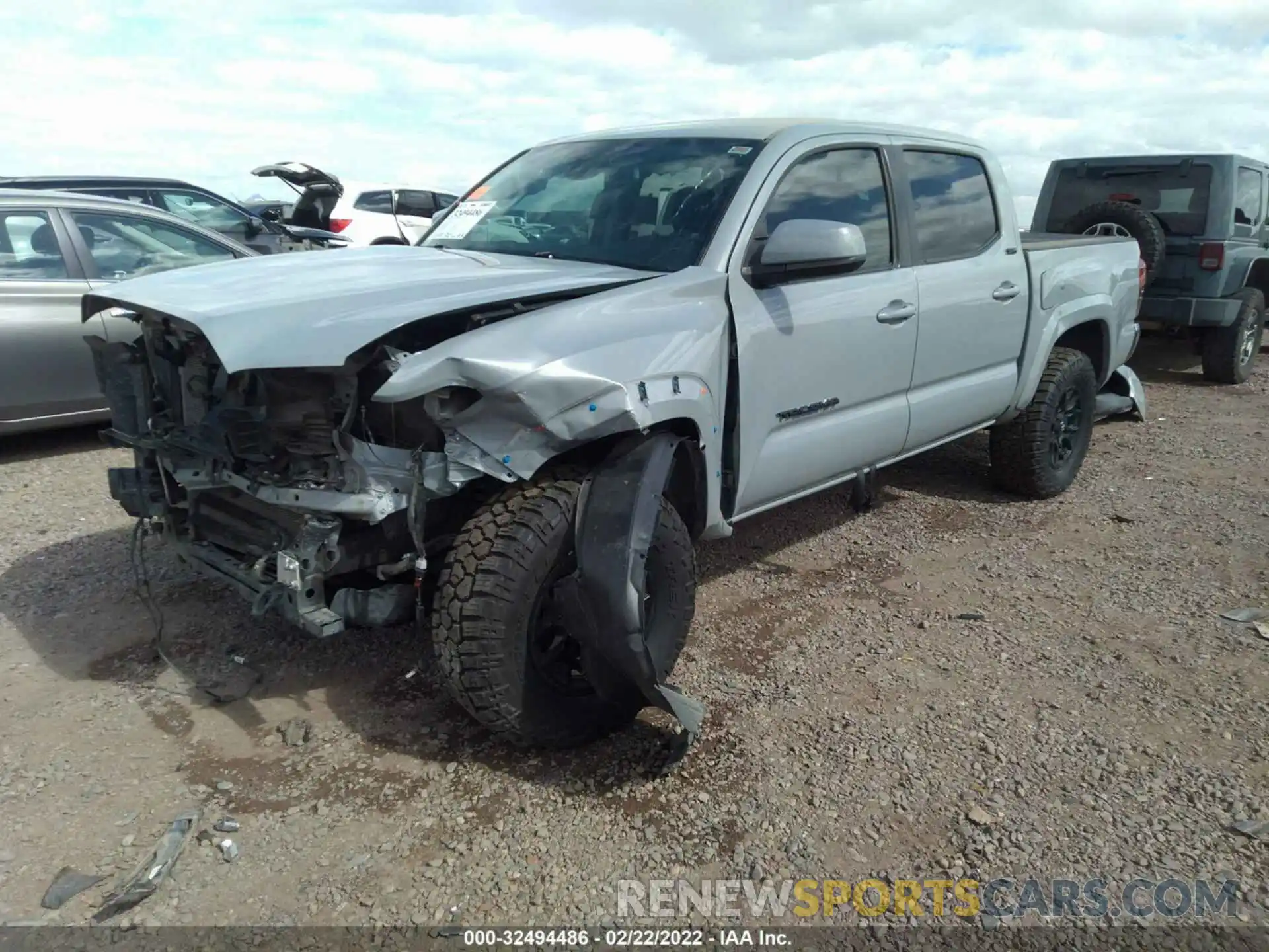 2 Photograph of a damaged car 3TMAZ5CN4KM098951 TOYOTA TACOMA 2WD 2019