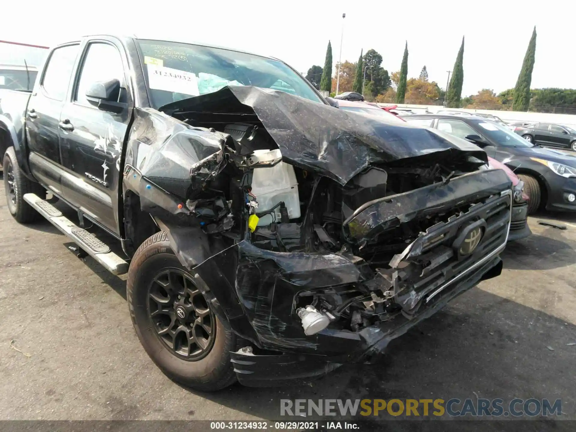 6 Photograph of a damaged car 3TMAZ5CN4KM100844 TOYOTA TACOMA 2WD 2019