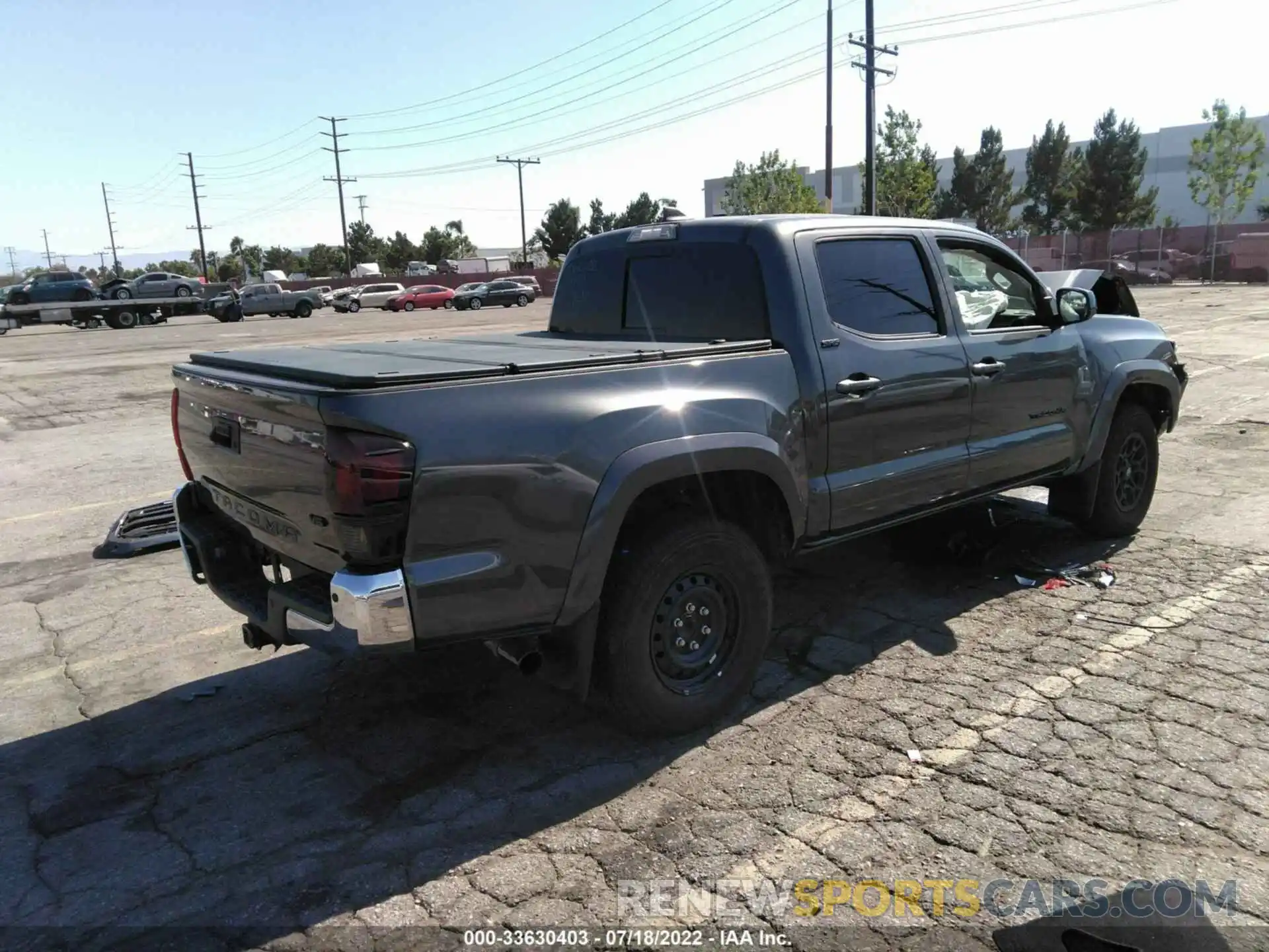 4 Photograph of a damaged car 3TMAZ5CN4KM108457 TOYOTA TACOMA 2WD 2019