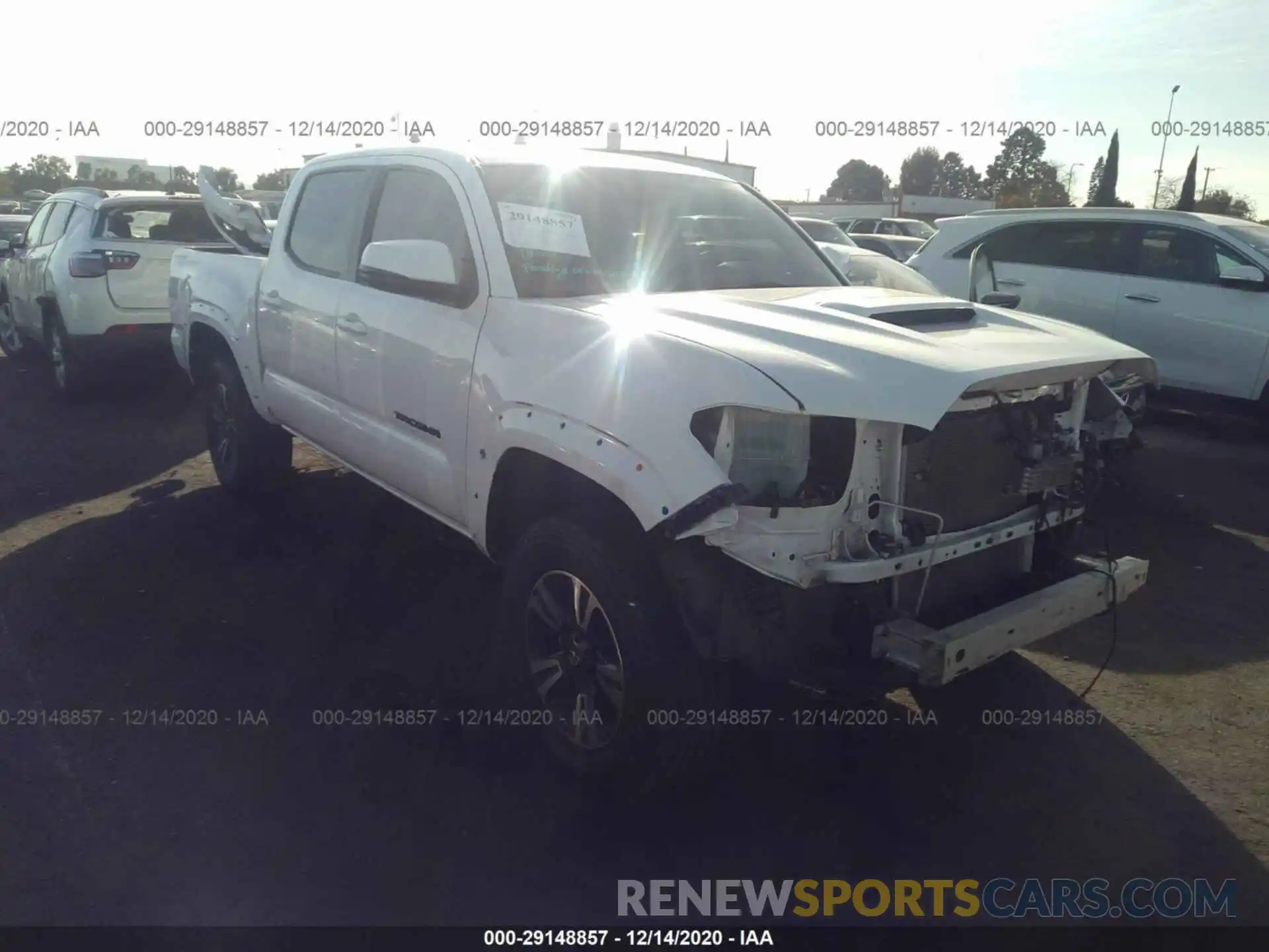 1 Photograph of a damaged car 3TMAZ5CN4KM114291 TOYOTA TACOMA 2WD 2019