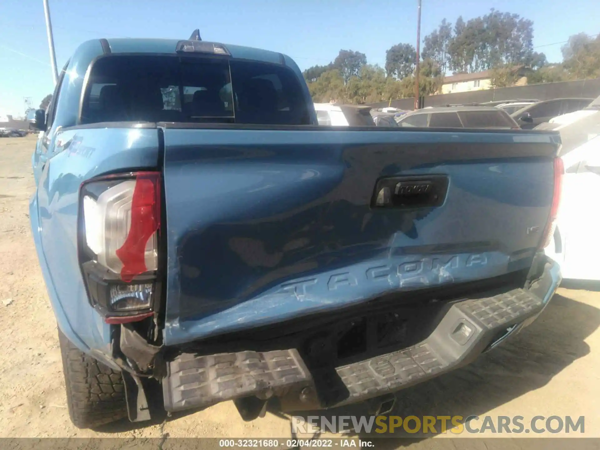 6 Photograph of a damaged car 3TMAZ5CN5KM080250 TOYOTA TACOMA 2WD 2019